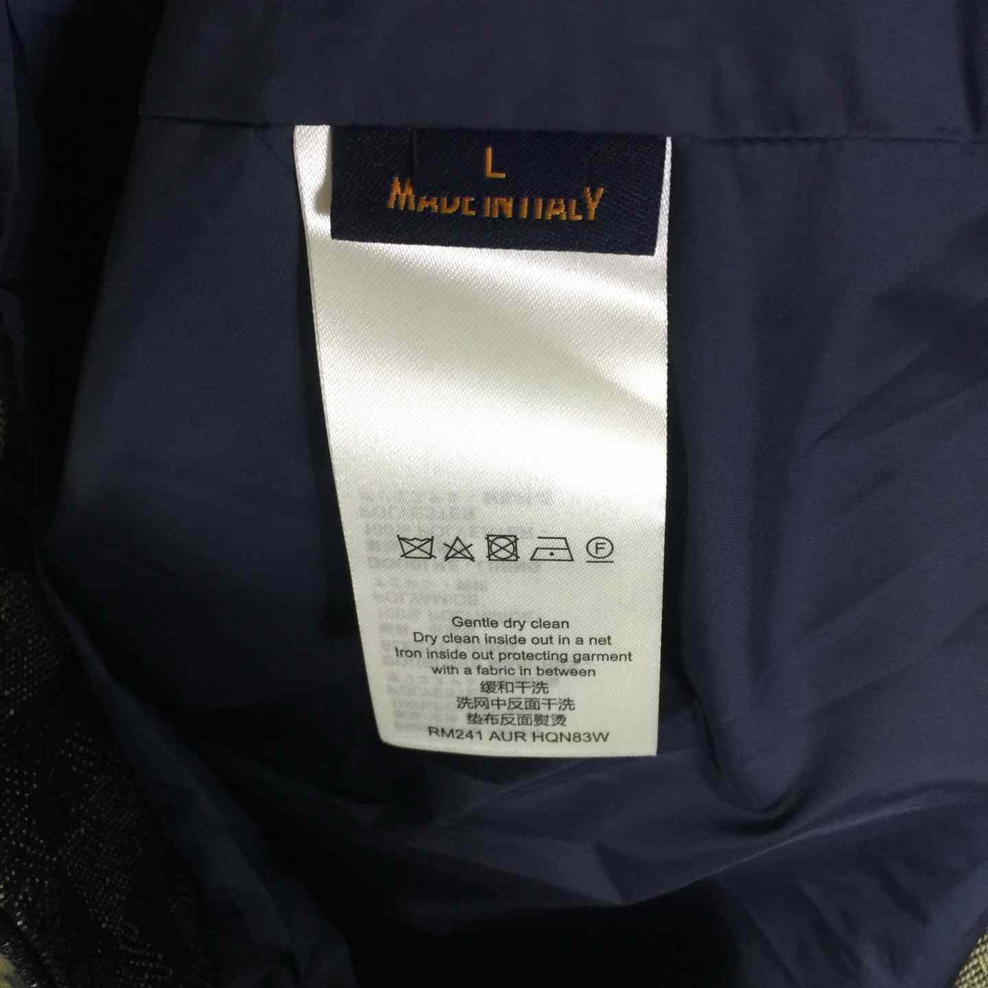 Louis Vuitton Jacket - EUR FASHION