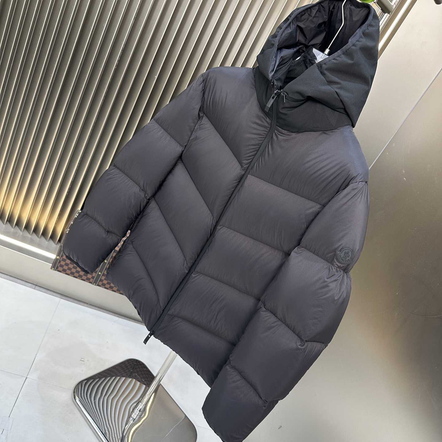 Moncler Forez Hooded Short Down Jacket - EUR FASHION