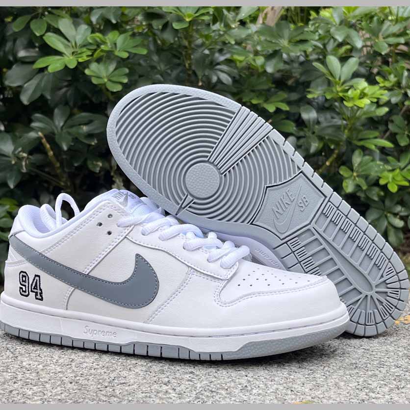Supreme x Nike SB Dunk Low "White"   HQ8487-100 - EUR FASHION