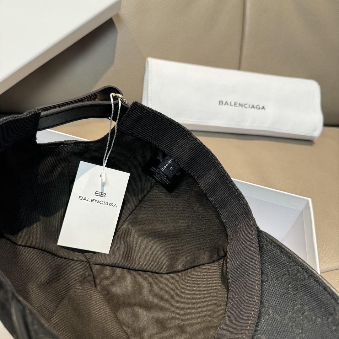 Balenciaga Cap - EUR FASHION