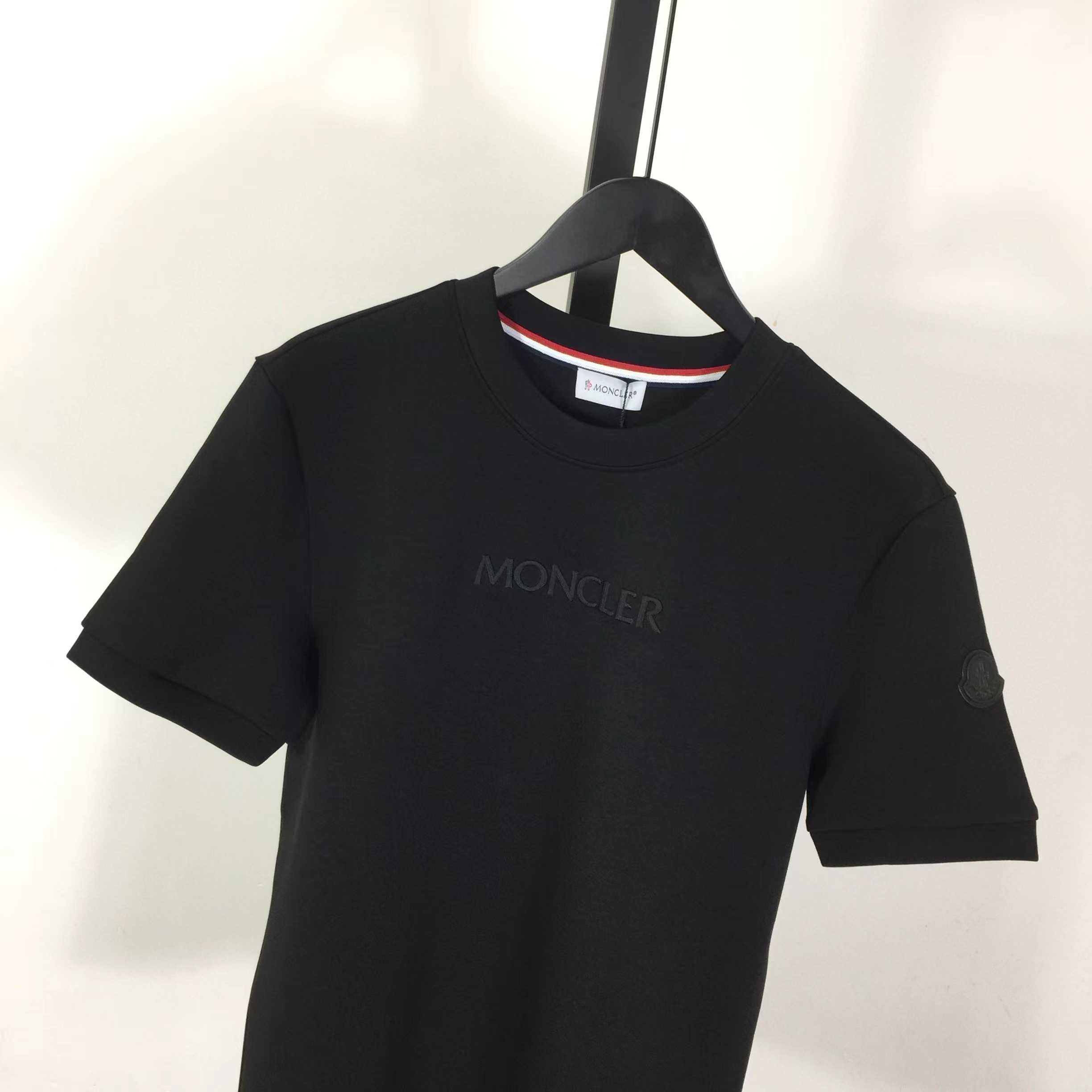 Moncler Logo T-Shirt - EUR FASHION