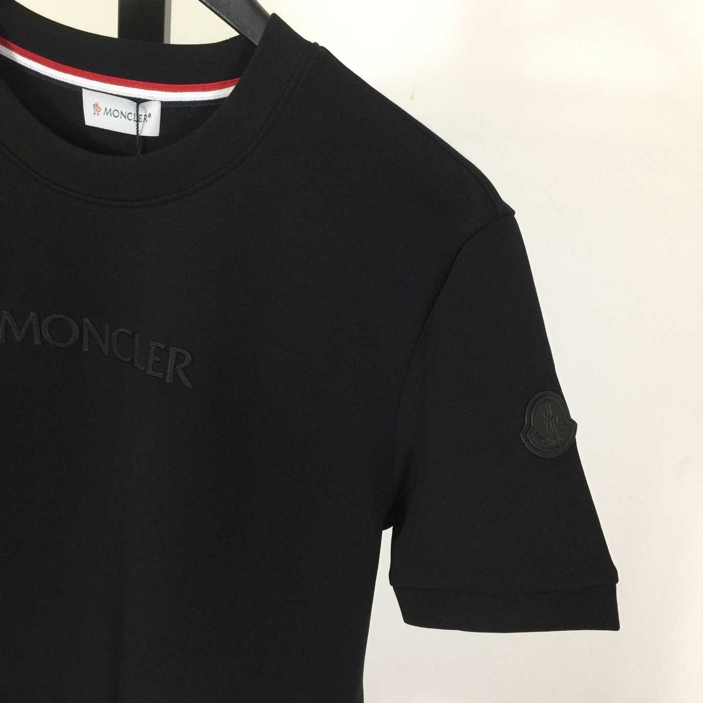Moncler Logo T-Shirt - EUR FASHION