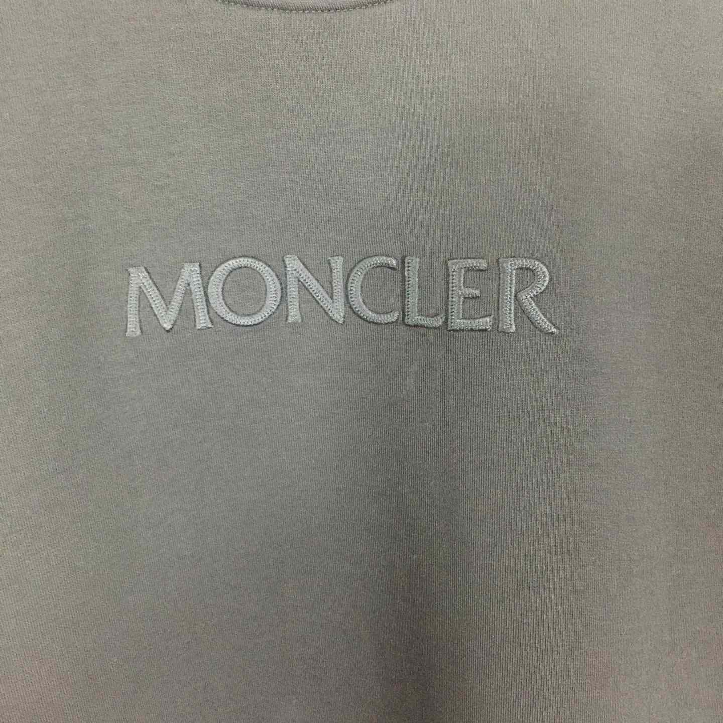 Moncler Logo T-Shirt - EUR FASHION