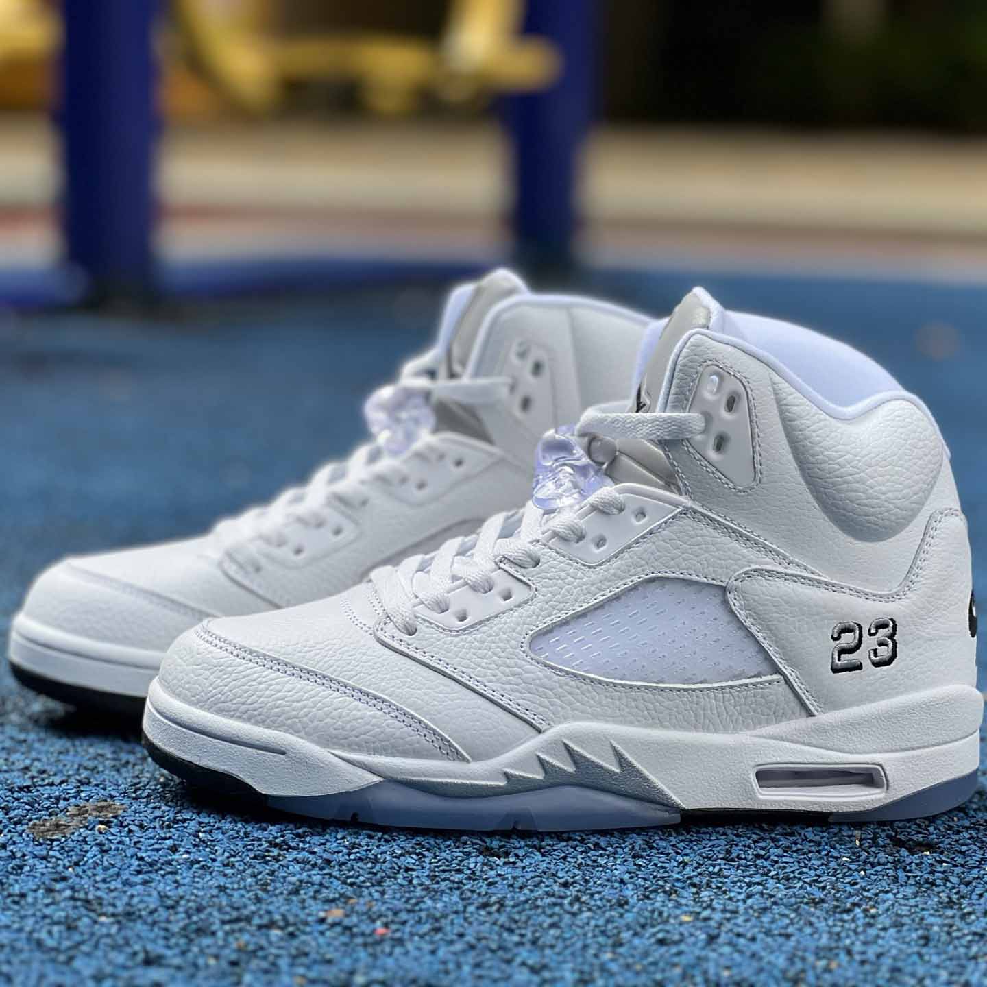 Air Jordan 5 Retro "Metallic White" HQ7978-103 40-47.5 - EUR FASHION
