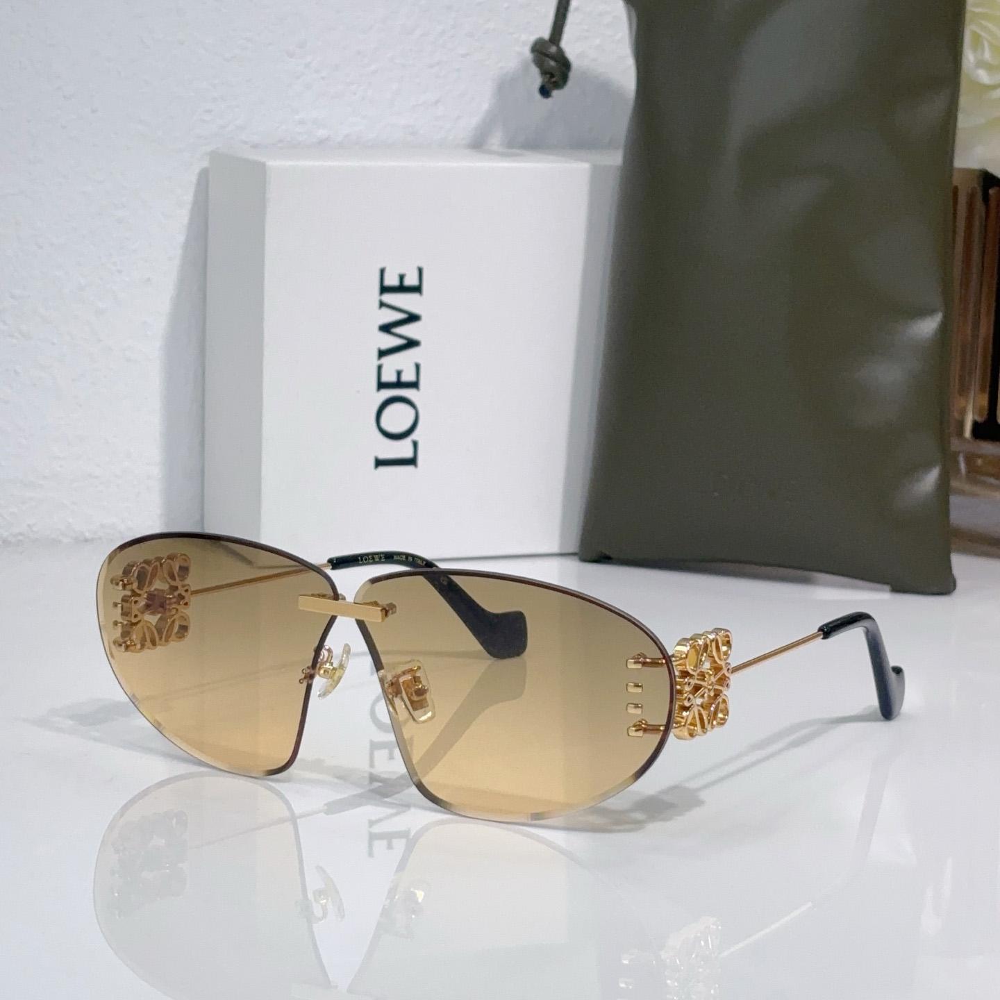 Loewe LW40048U Sunglasses  - EUR FASHION