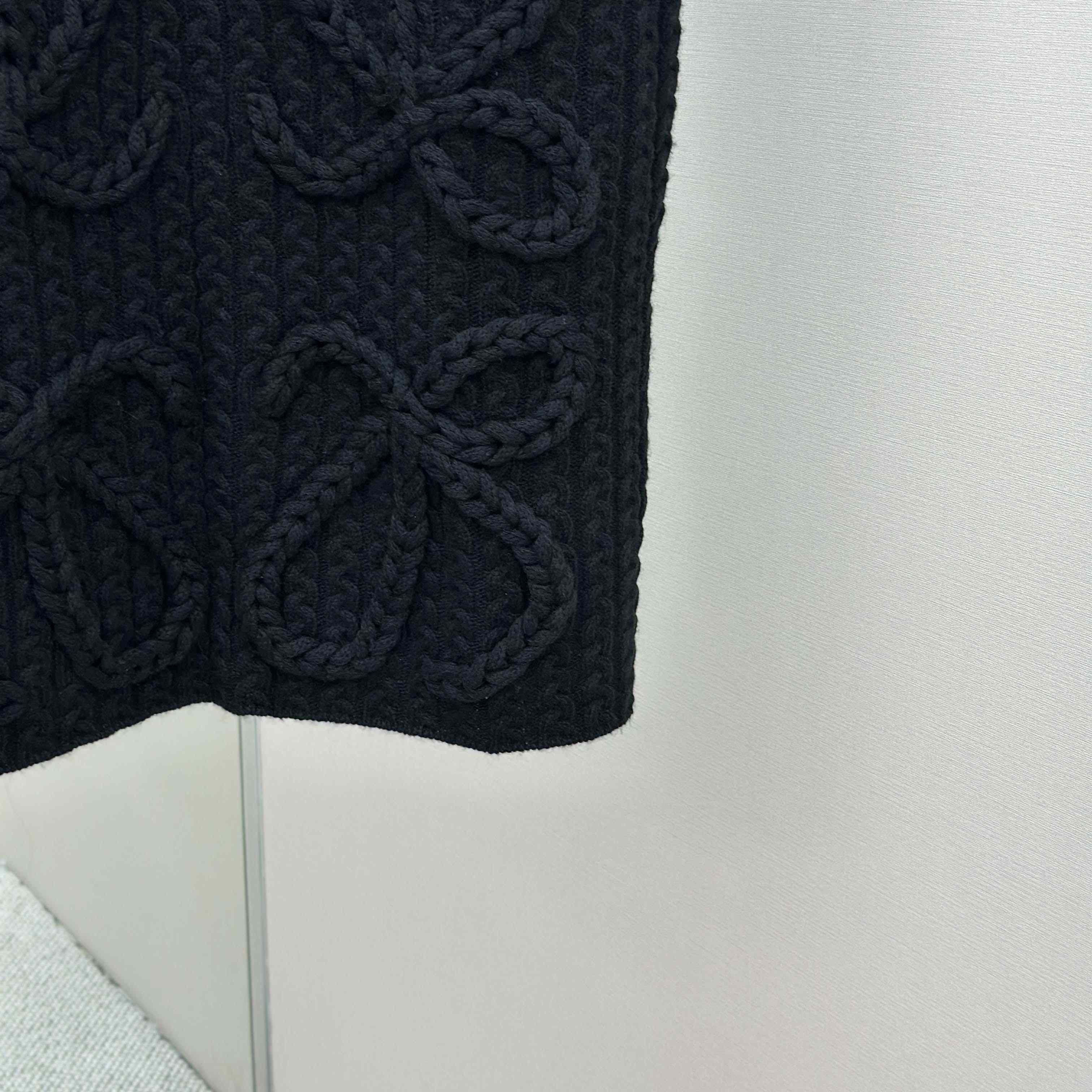 Loewe Vest In Wool - EUR FASHION