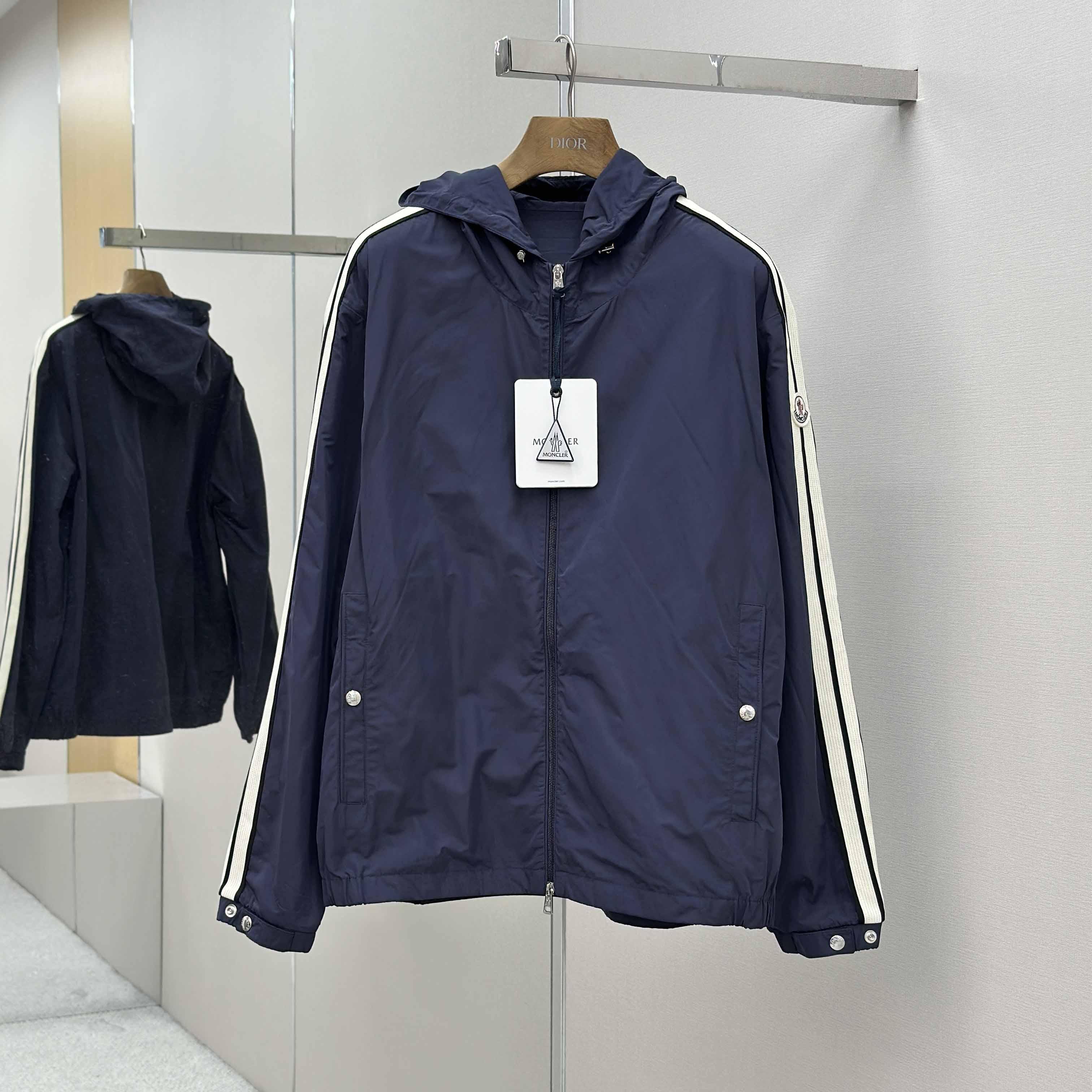Moncler Olan Jacket - EUR FASHION