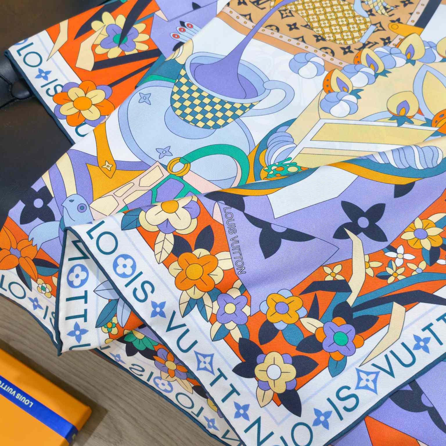 Louis Vuitton Picnic Square 90   M96354 - EUR FASHION