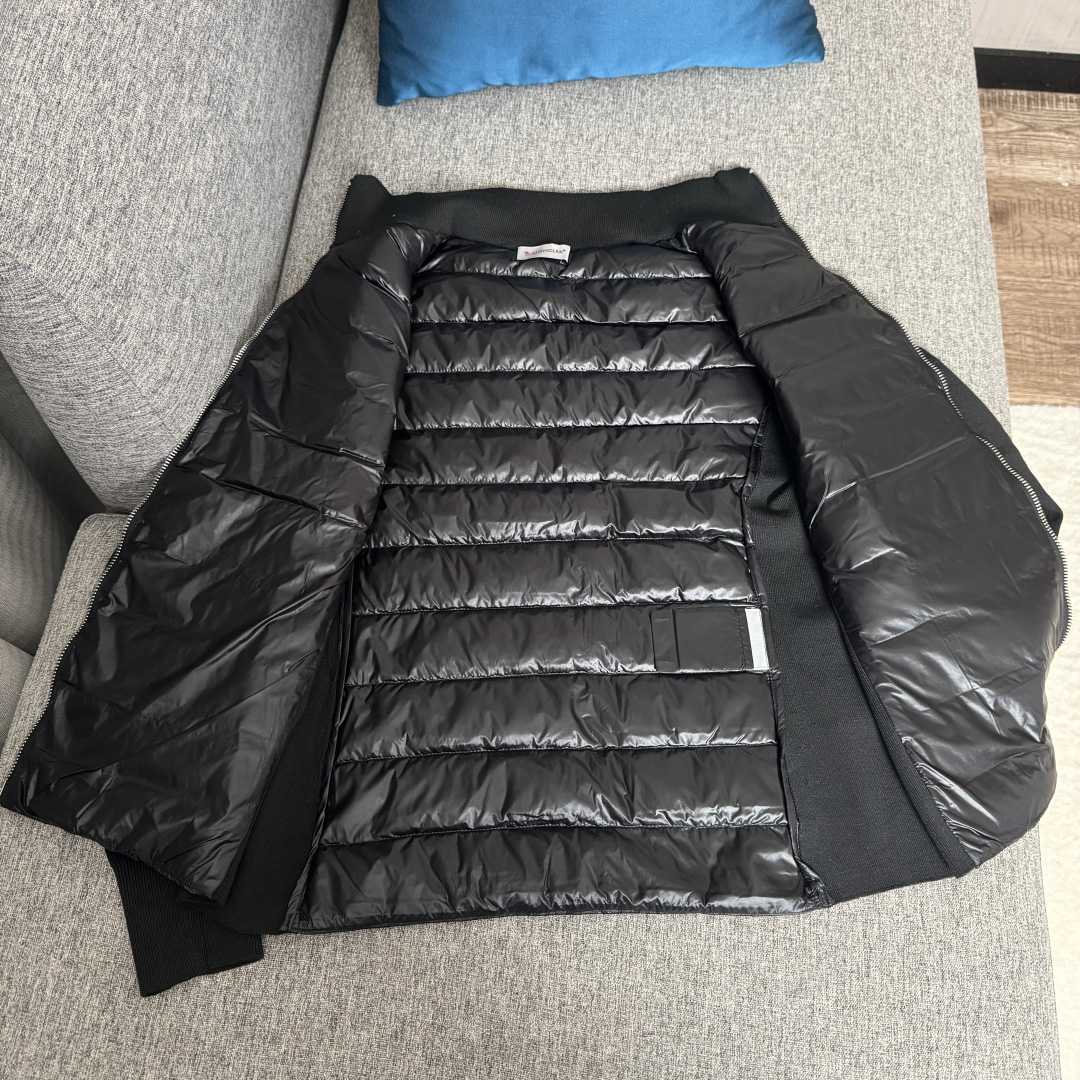 Moncler Padded Wool Zip-Up Cardigan In Black    Z503 - EUR FASHION