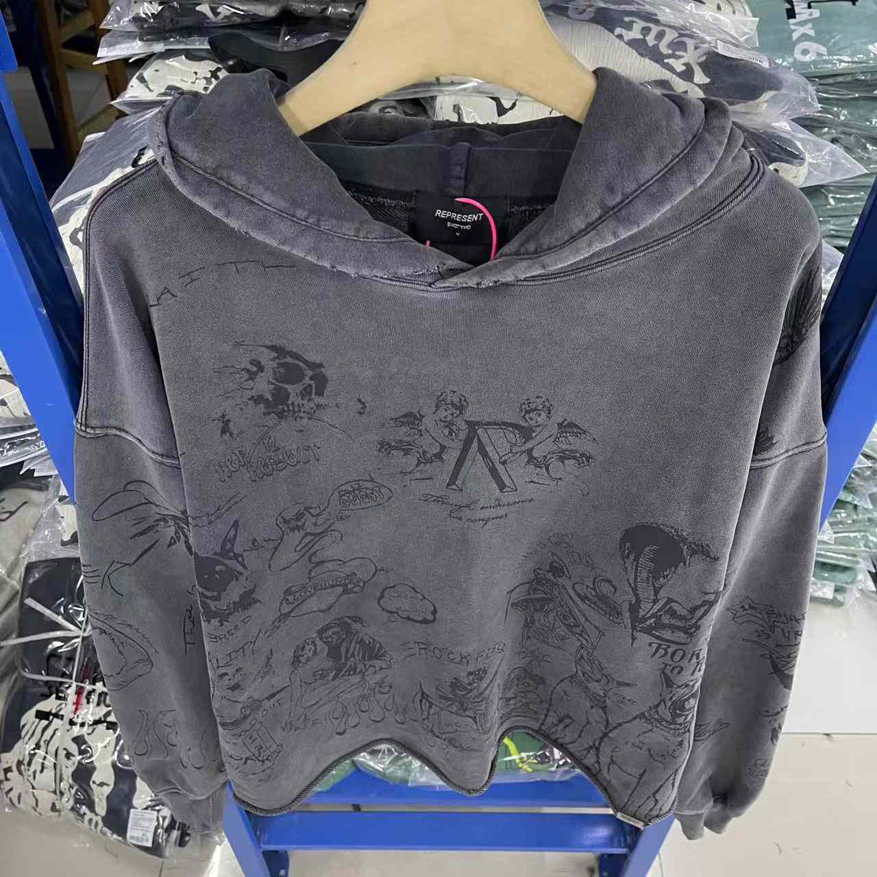 Represent Legacy Hoodie - EUR FASHION