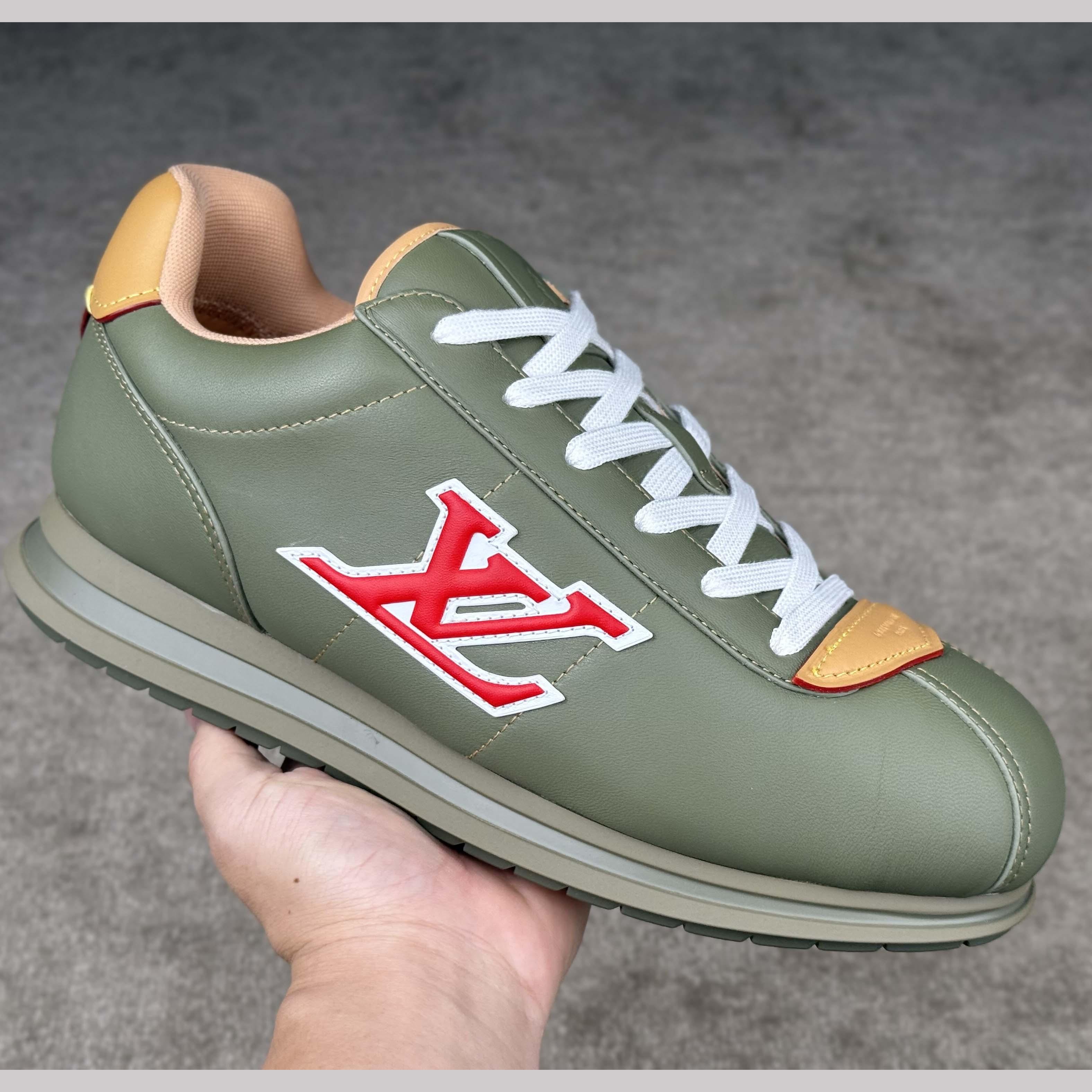 Louis Vuitton LV BUTTERSOFT Sneaker    1AIKHL - EUR FASHION