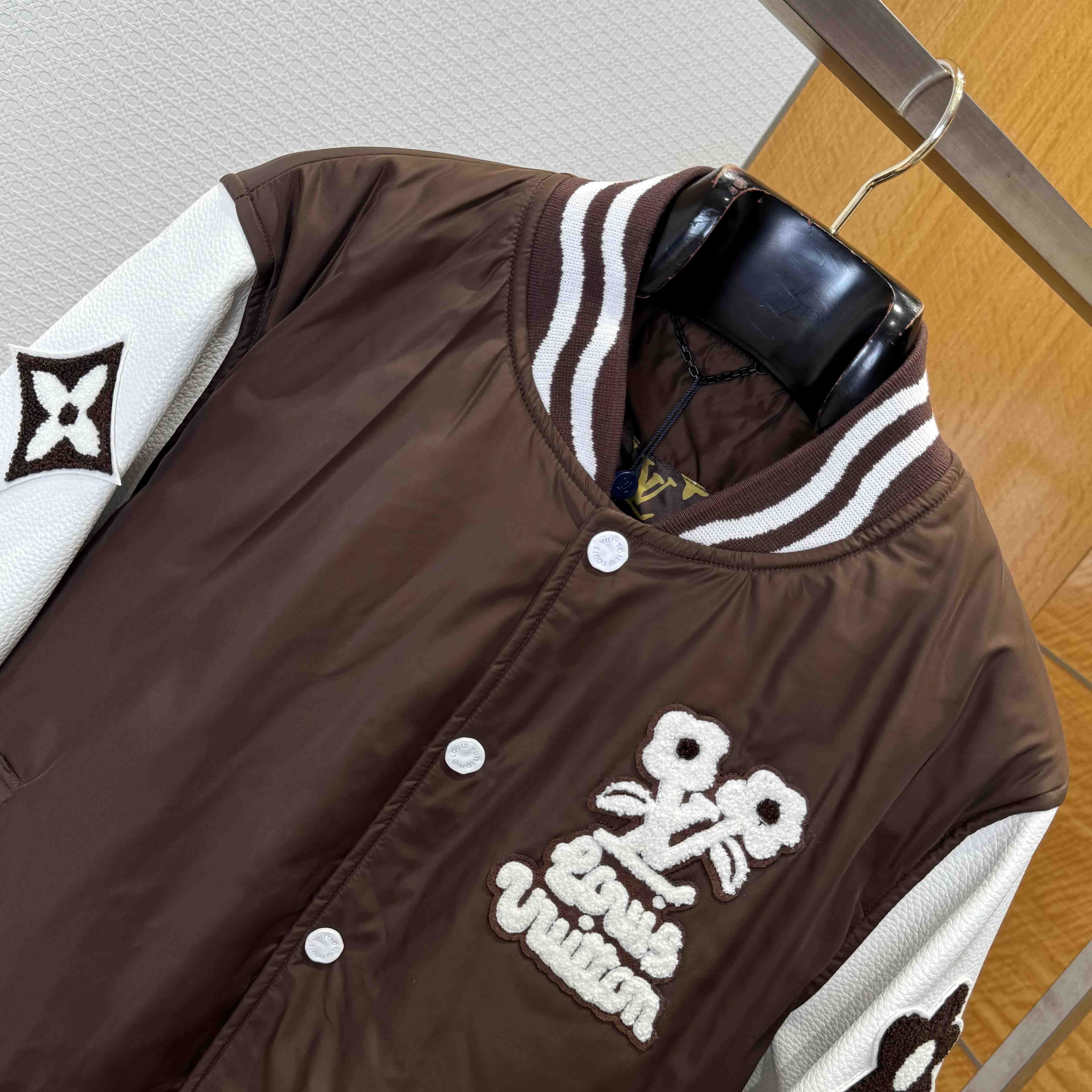 Louis Vuitton Embroidered Varsity Jacket   1AFPWQ - EUR FASHION