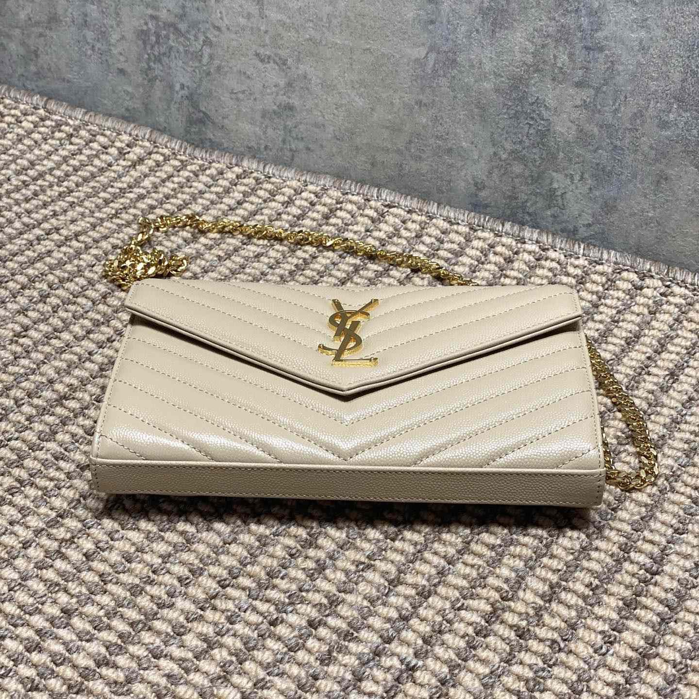 Saint Laurent Cassandre Chain Wallet In Lambskin - EUR FASHION