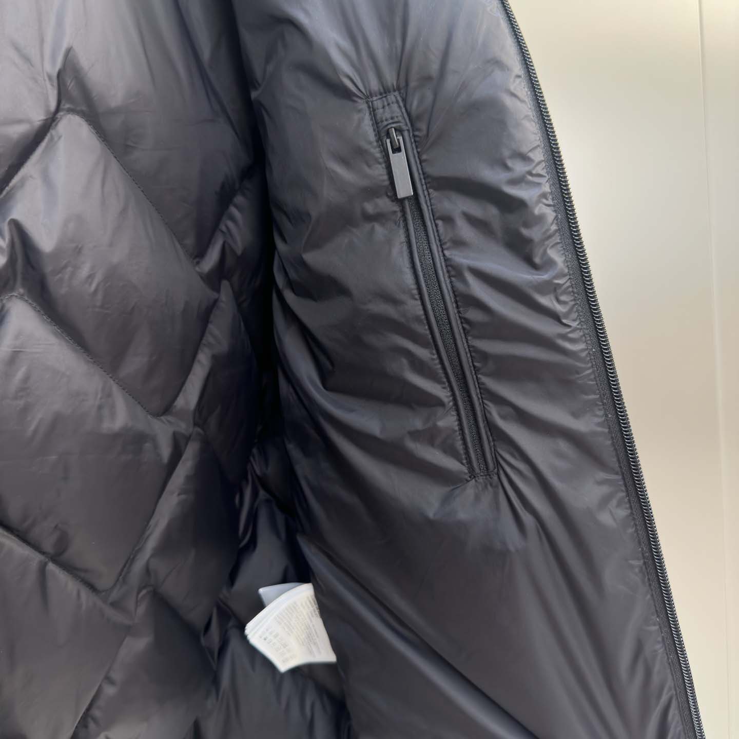 Moncler Bimont Hooded Wave-Quilted Short Down Jacket - EUR FASHION