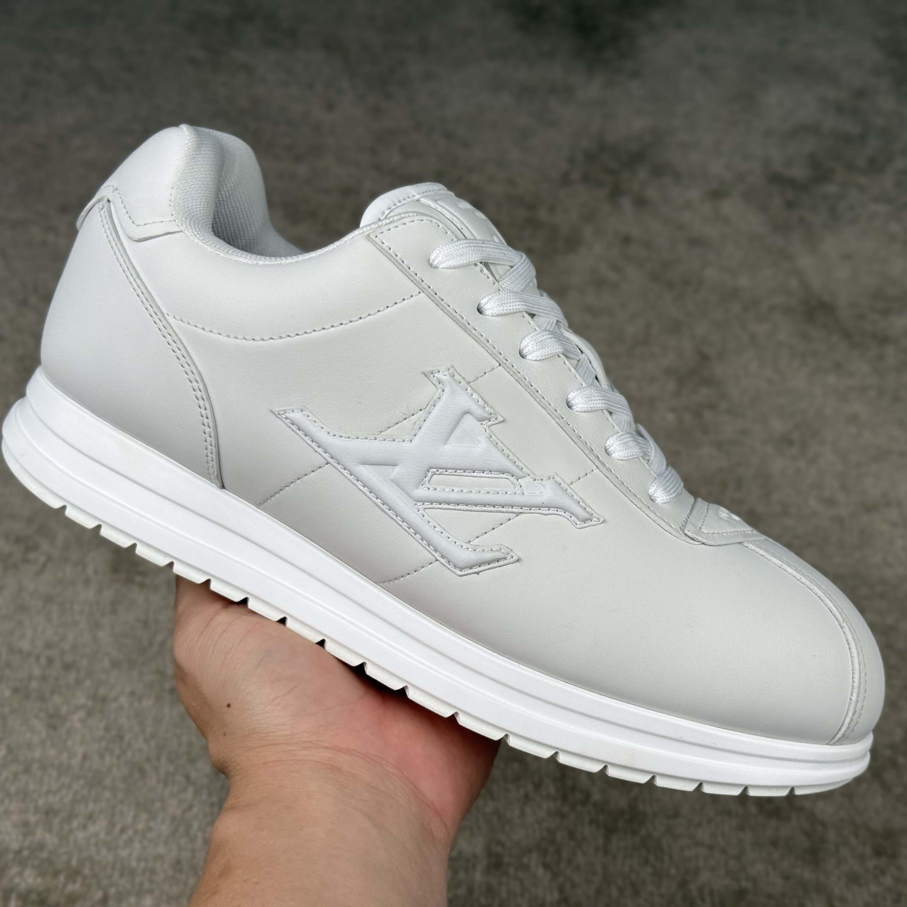 Louis Vuitton LV BUTTERSOFT Sneaker    1AIKDO - EUR FASHION