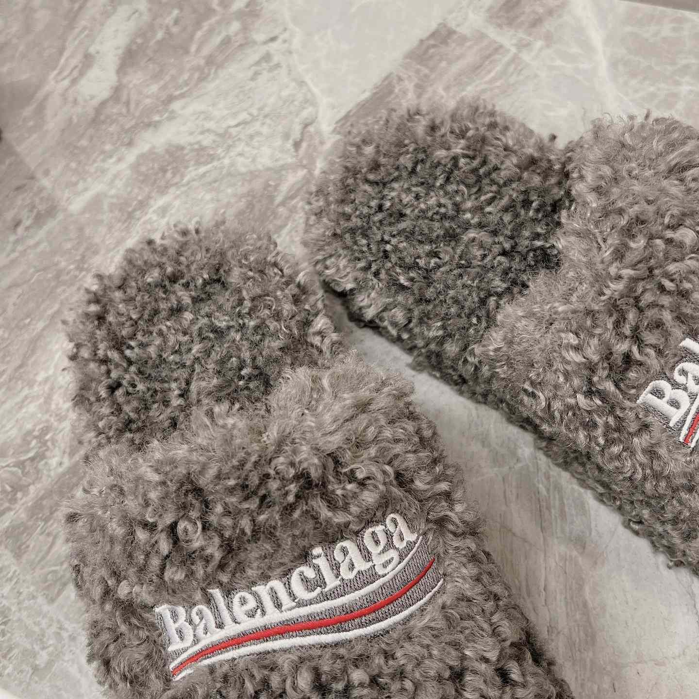 Balenciaga Furry Slide Sandals - EUR FASHION