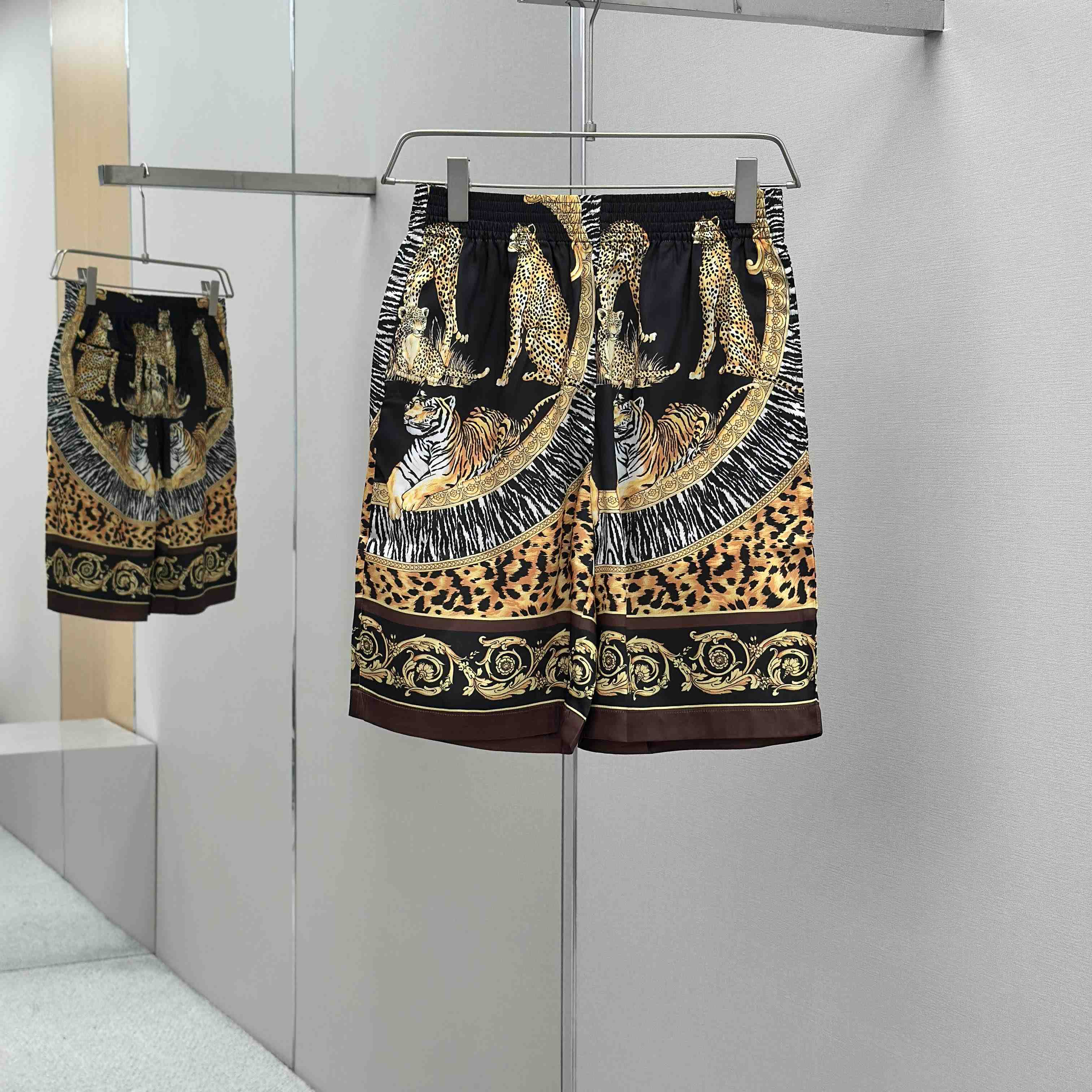 Versace Wild Cats Silk Shirt & Shorts - EUR FASHION