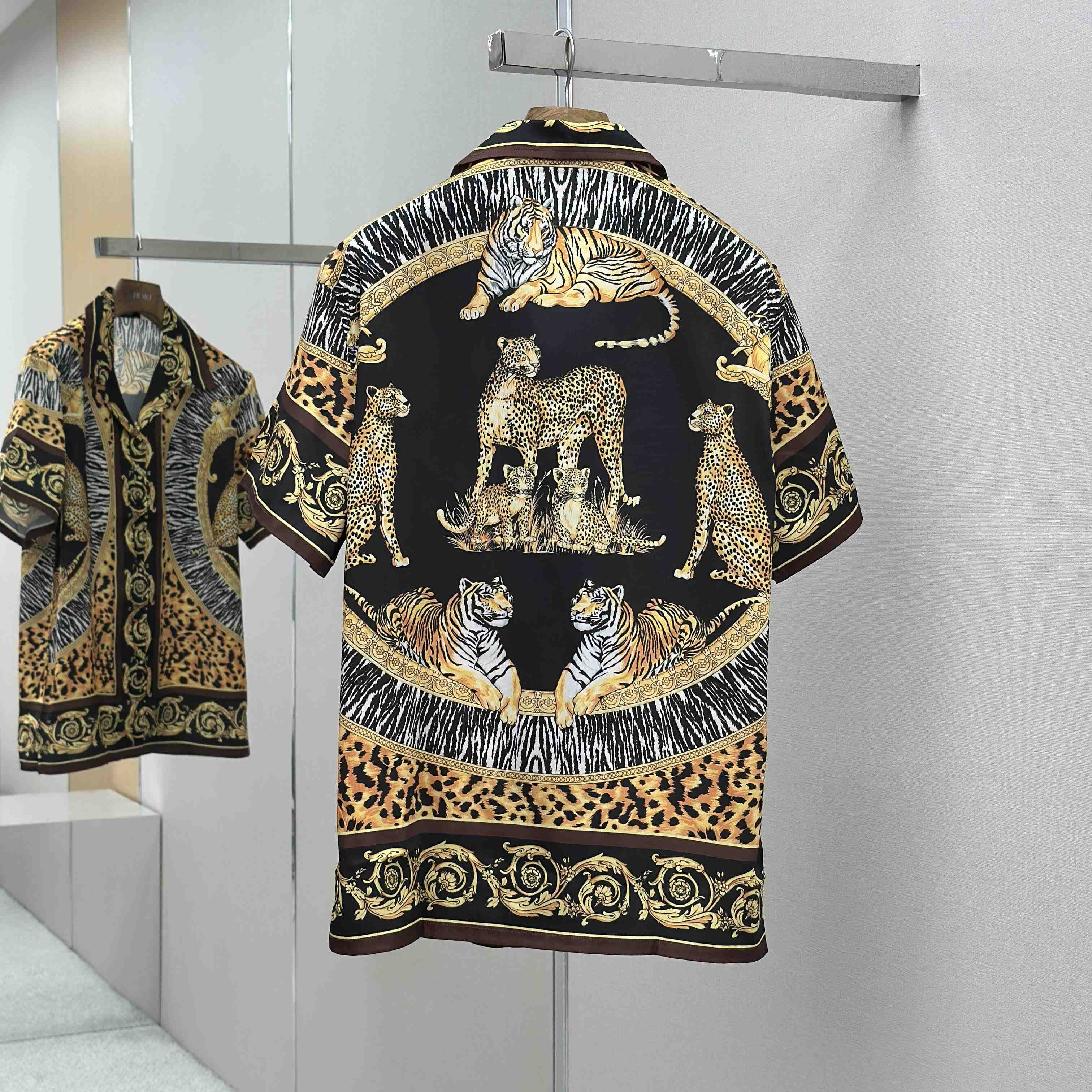Versace Wild Cats Silk Shirt & Shorts - EUR FASHION