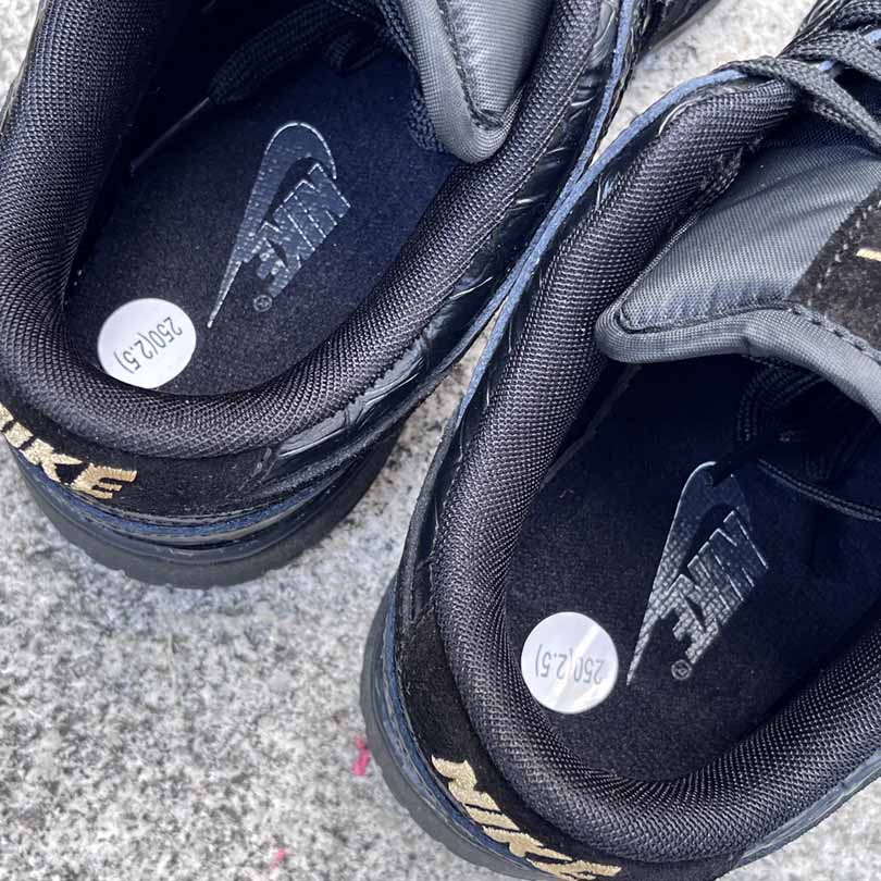 Nike Dunk SB Low    HV4388-001  - EUR FASHION