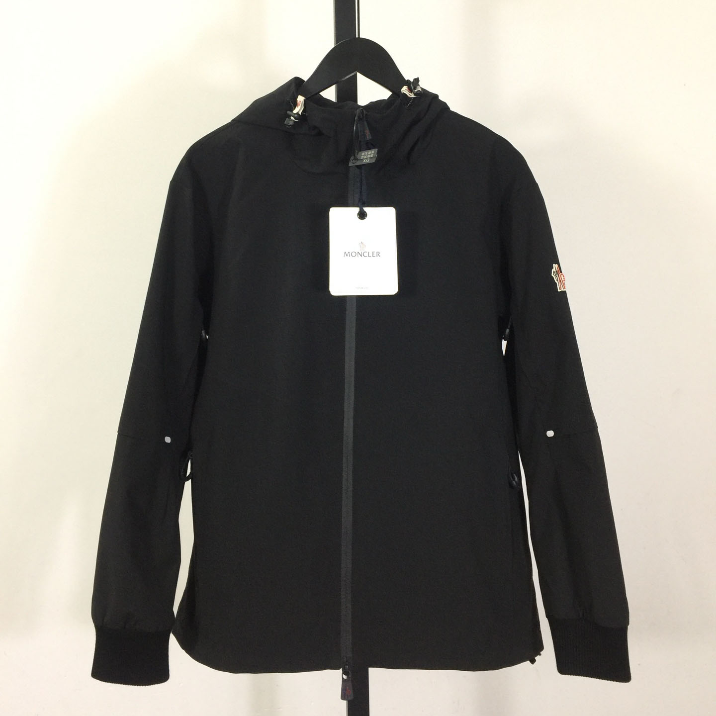 Moncler Hooded Jacket - EUR FASHION