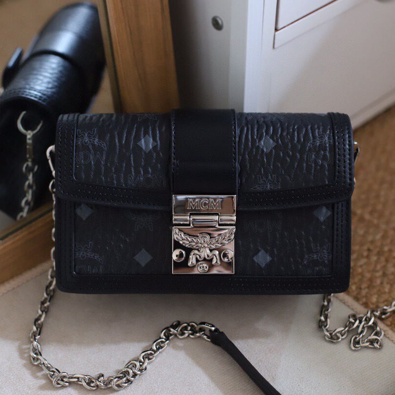 MCM Tracy Crossbody In Visetos （11x 18.5 x 5cm） - EUR FASHION