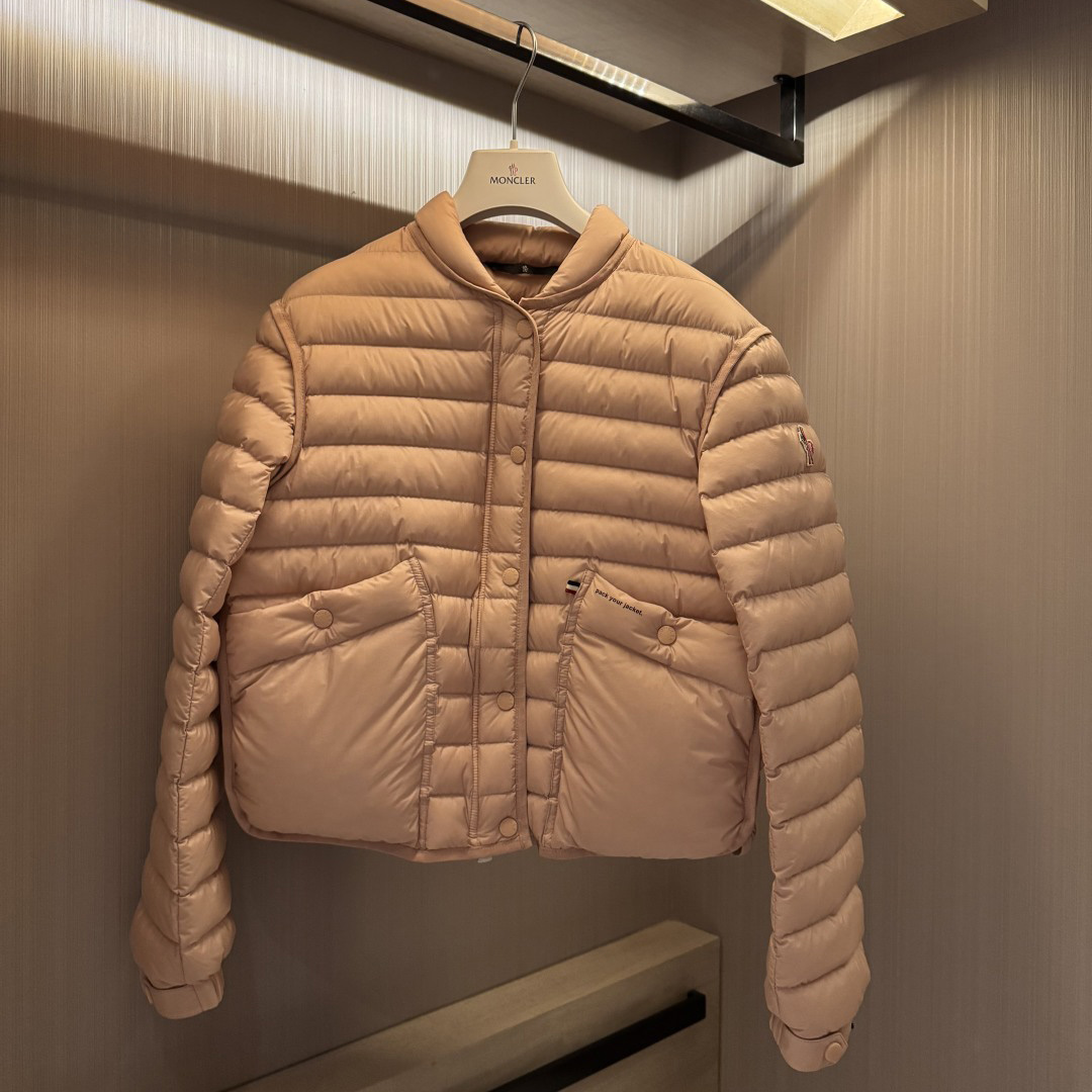 Moncler Grenoble Quilted Puffer Jacket   2519 - EUR FASHION