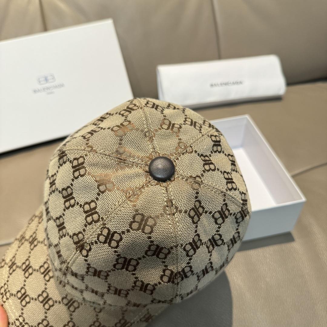 Balenciaga Cap - EUR FASHION