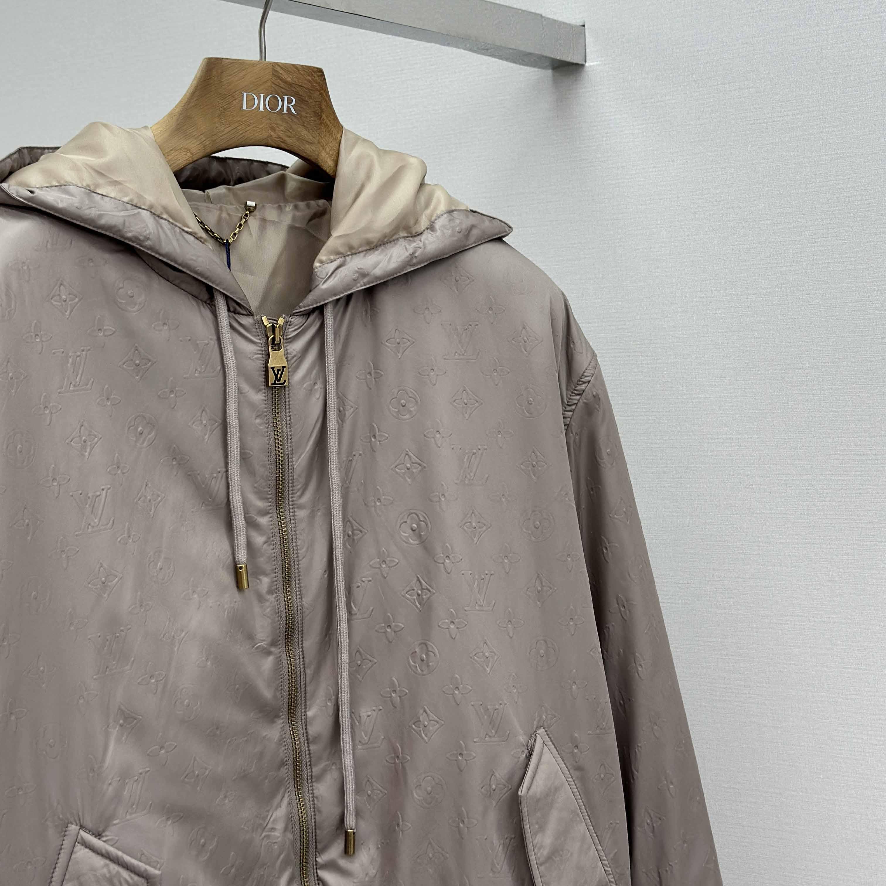 Louis Vuitton Monogram Padded Windbreaker   1AHBIA - EUR FASHION