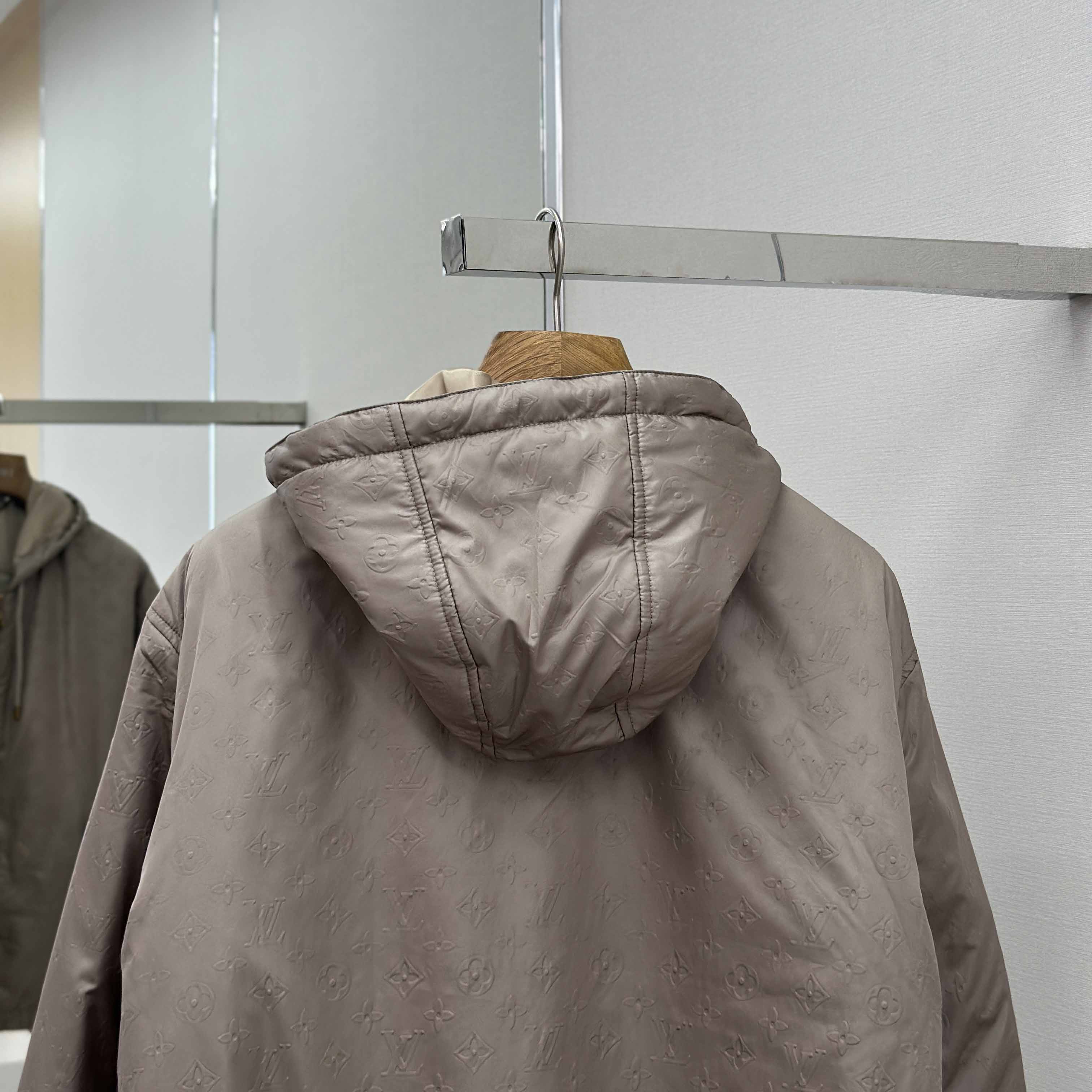 Louis Vuitton Monogram Padded Windbreaker   1AHBIA - EUR FASHION