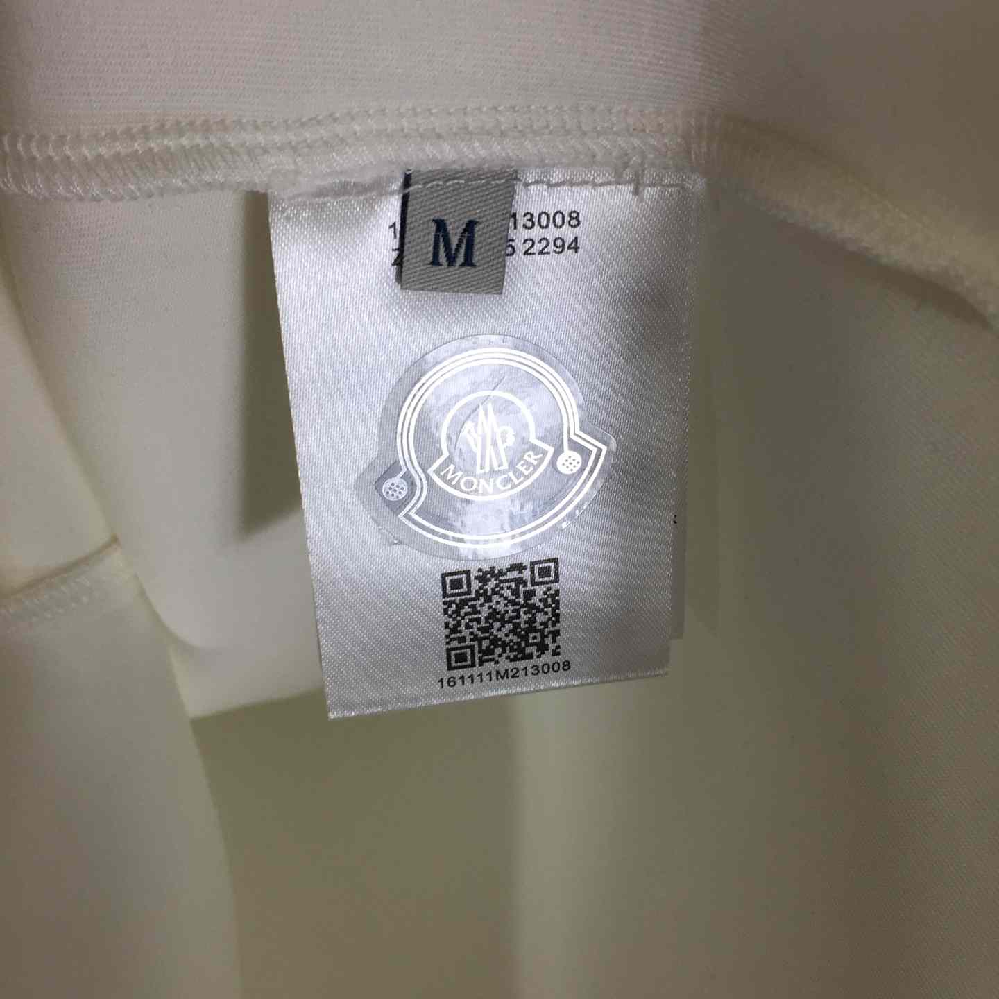 Moncler Logo T-Shirt - EUR FASHION