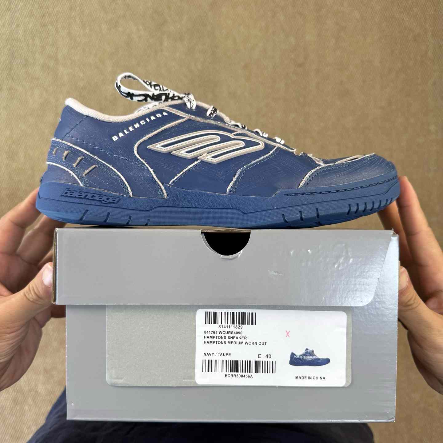 Balenciaga Hamptons Worn-Out - EUR FASHION