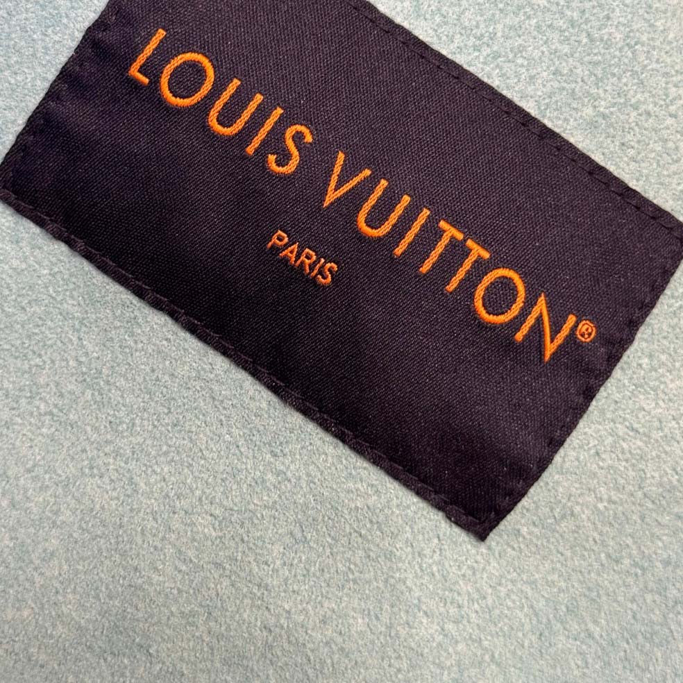 Louis Vuitton Technical Velvet Rain Jacket   1AHUZF - EUR FASHION