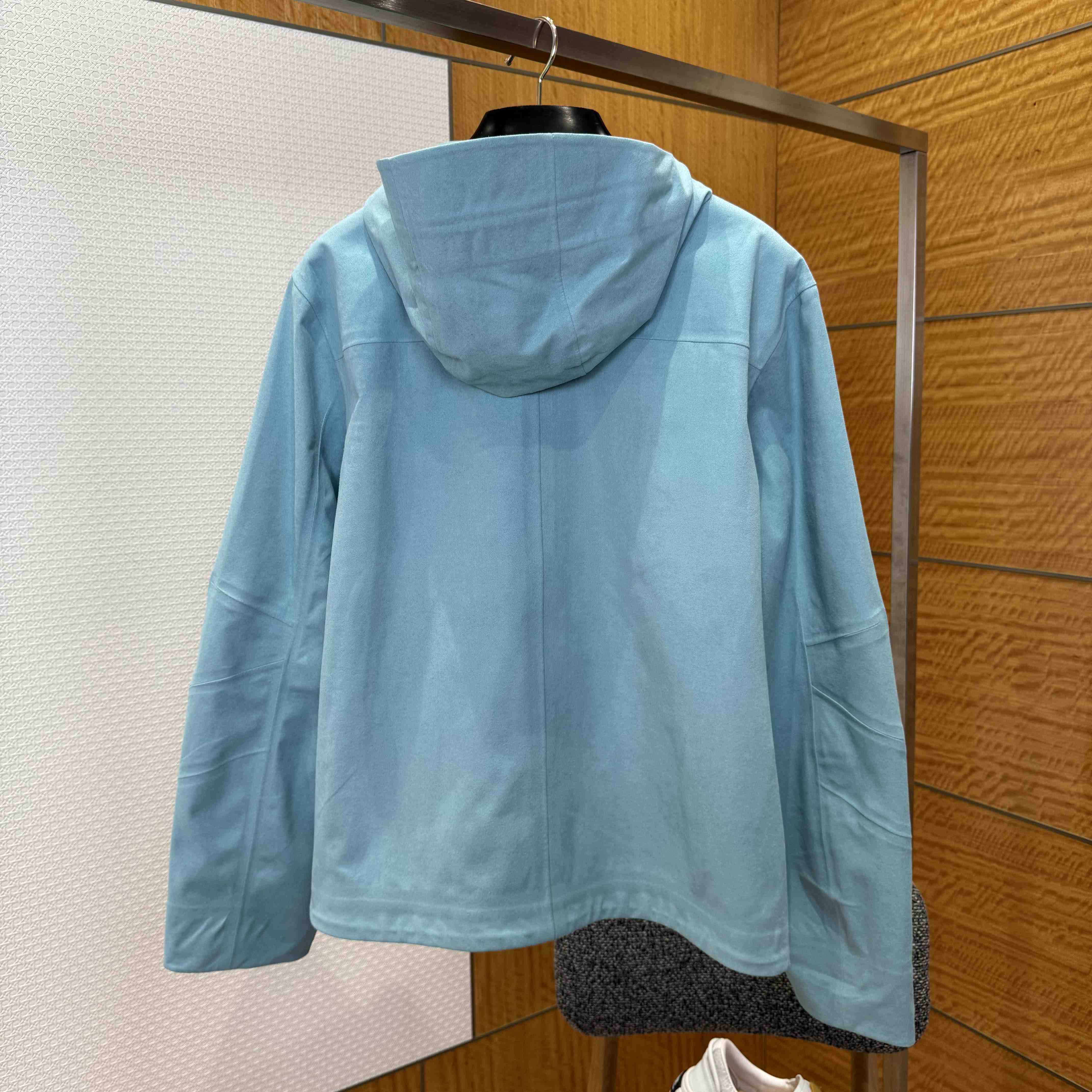 Louis Vuitton Technical Velvet Rain Jacket   1AHUZF - EUR FASHION