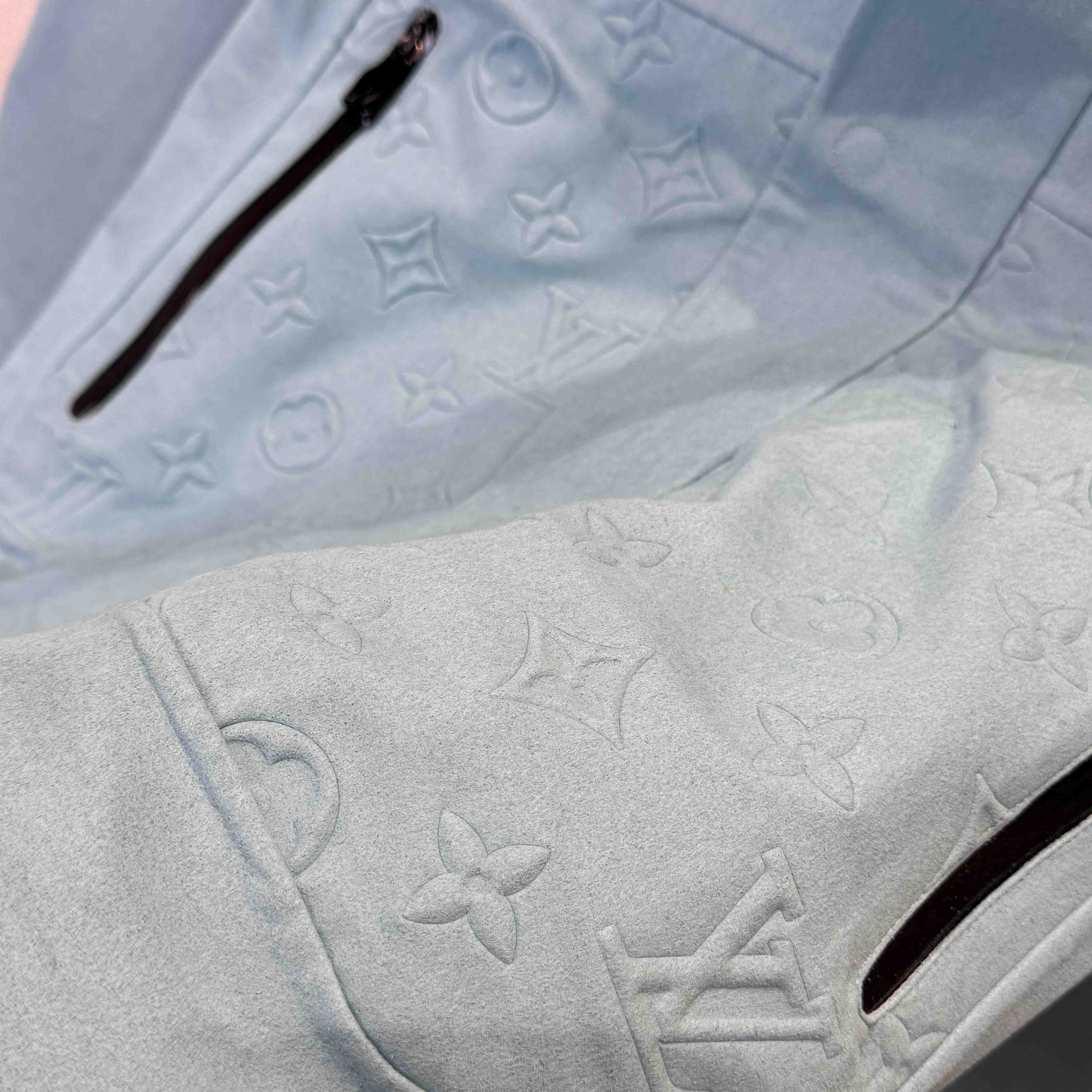 Louis Vuitton Technical Velvet Rain Jacket   1AHUZF - EUR FASHION