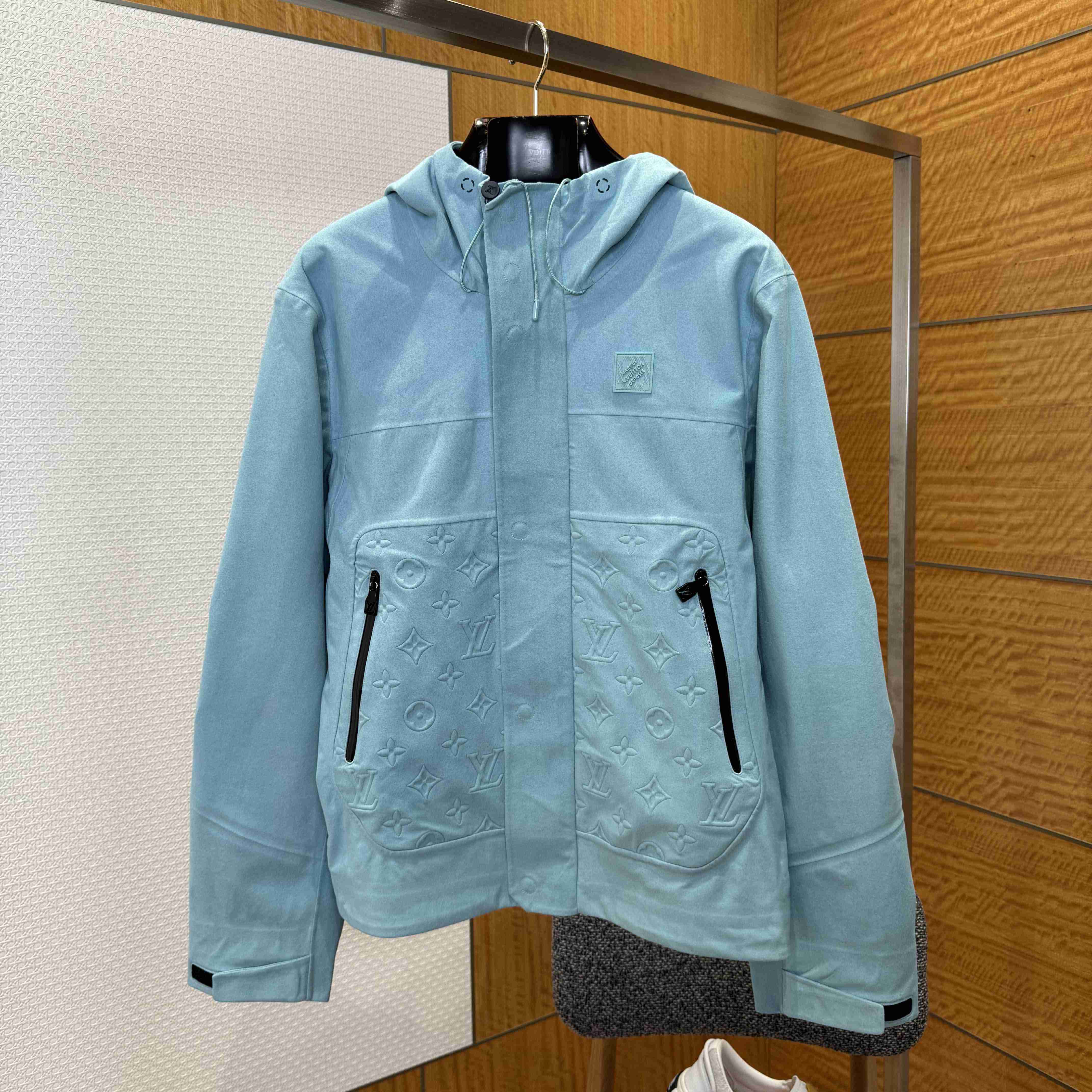 Louis Vuitton Technical Velvet Rain Jacket   1AHUZF - EUR FASHION