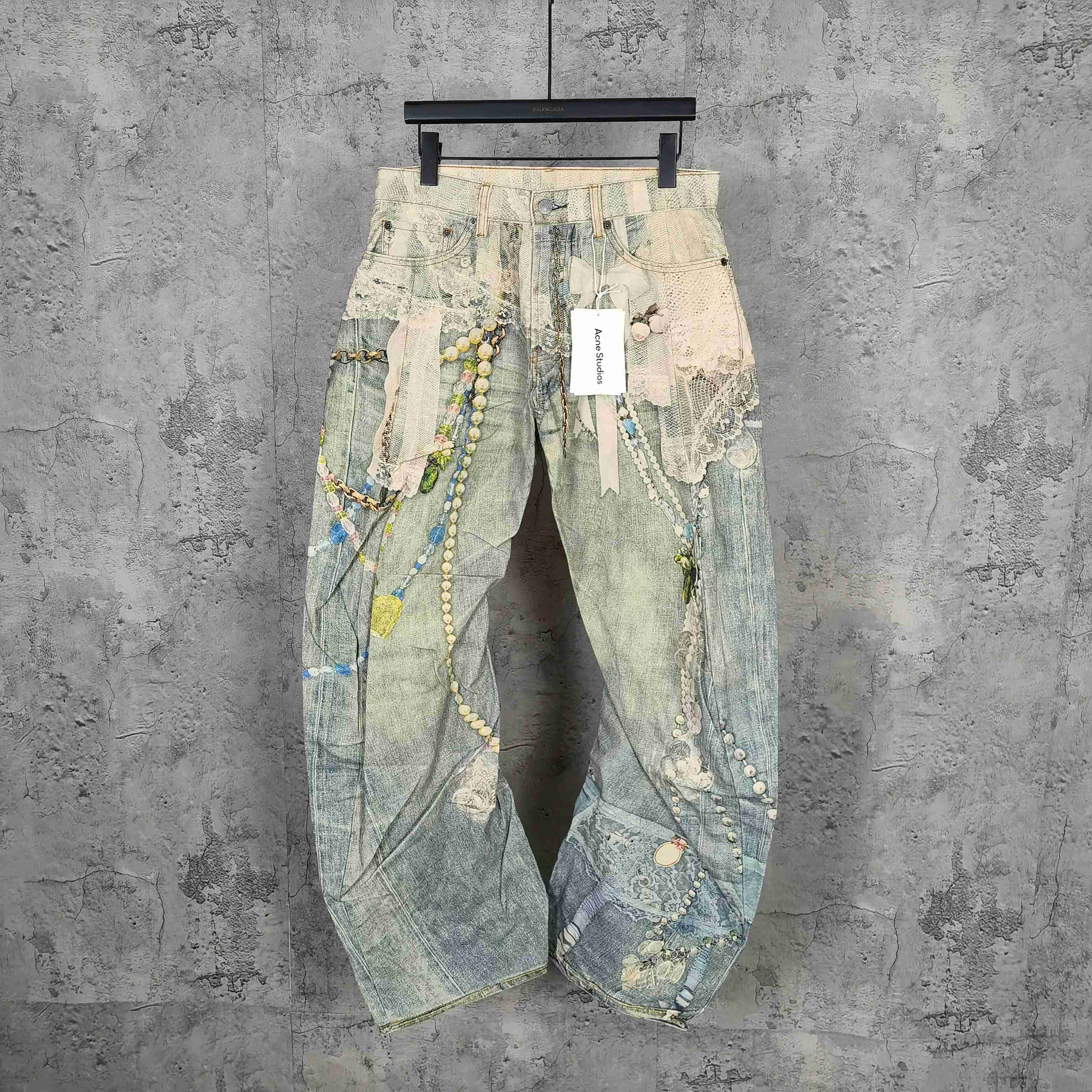 Acne Studios Loose Fit Jeans - 2006 - EUR FASHION
