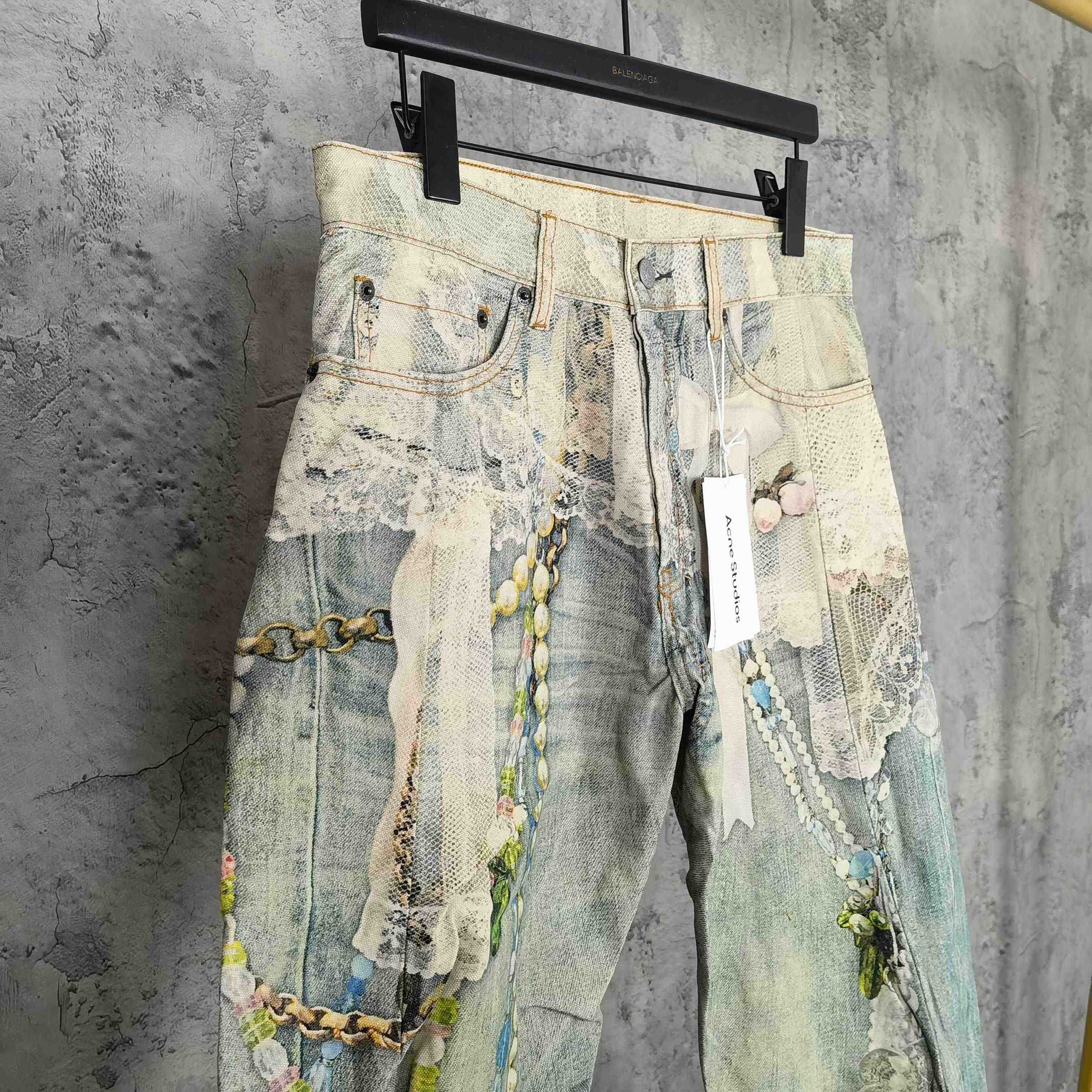 Acne Studios Loose Fit Jeans - 2006 - EUR FASHION