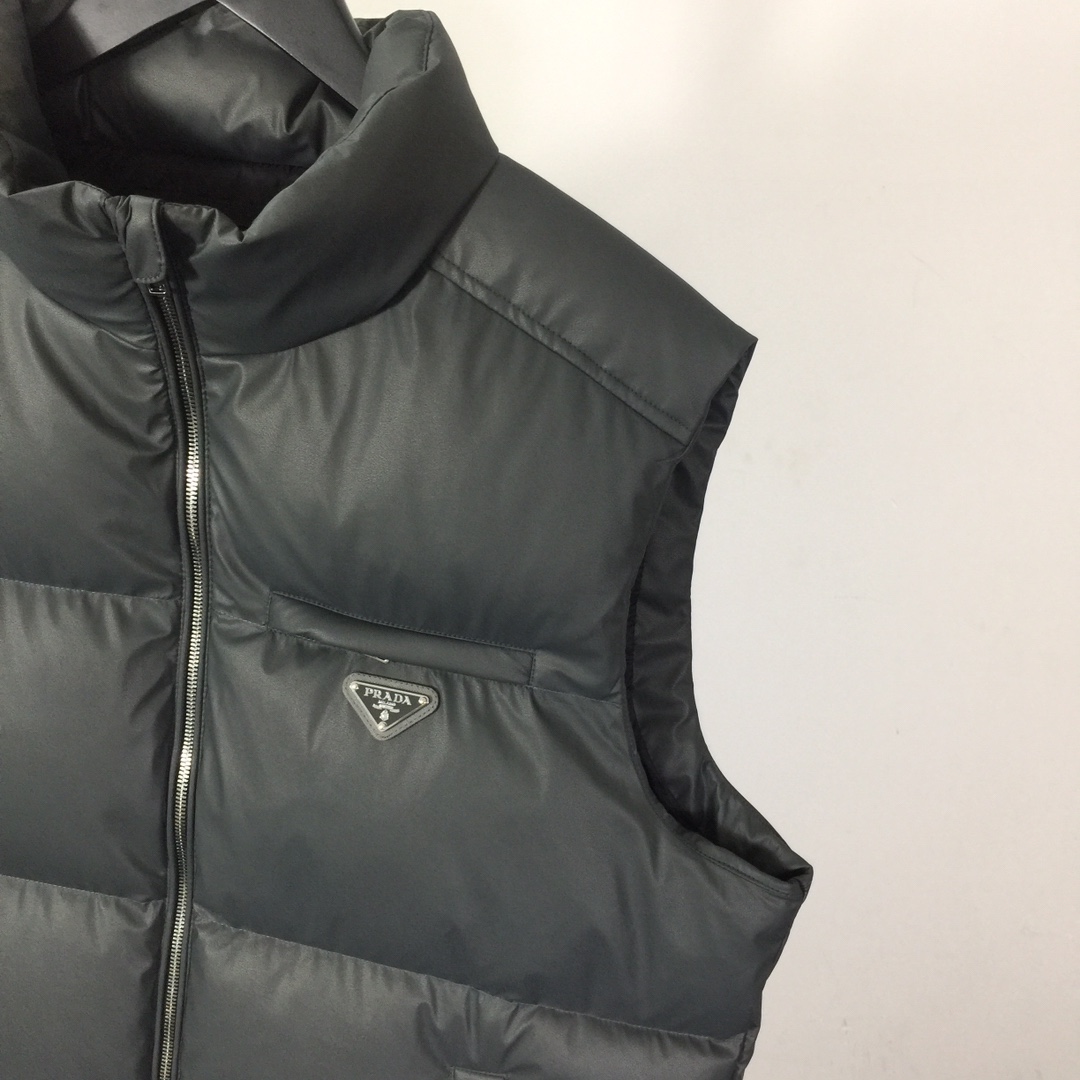 Prada Padded Re-Nylon Vest - EUR FASHION