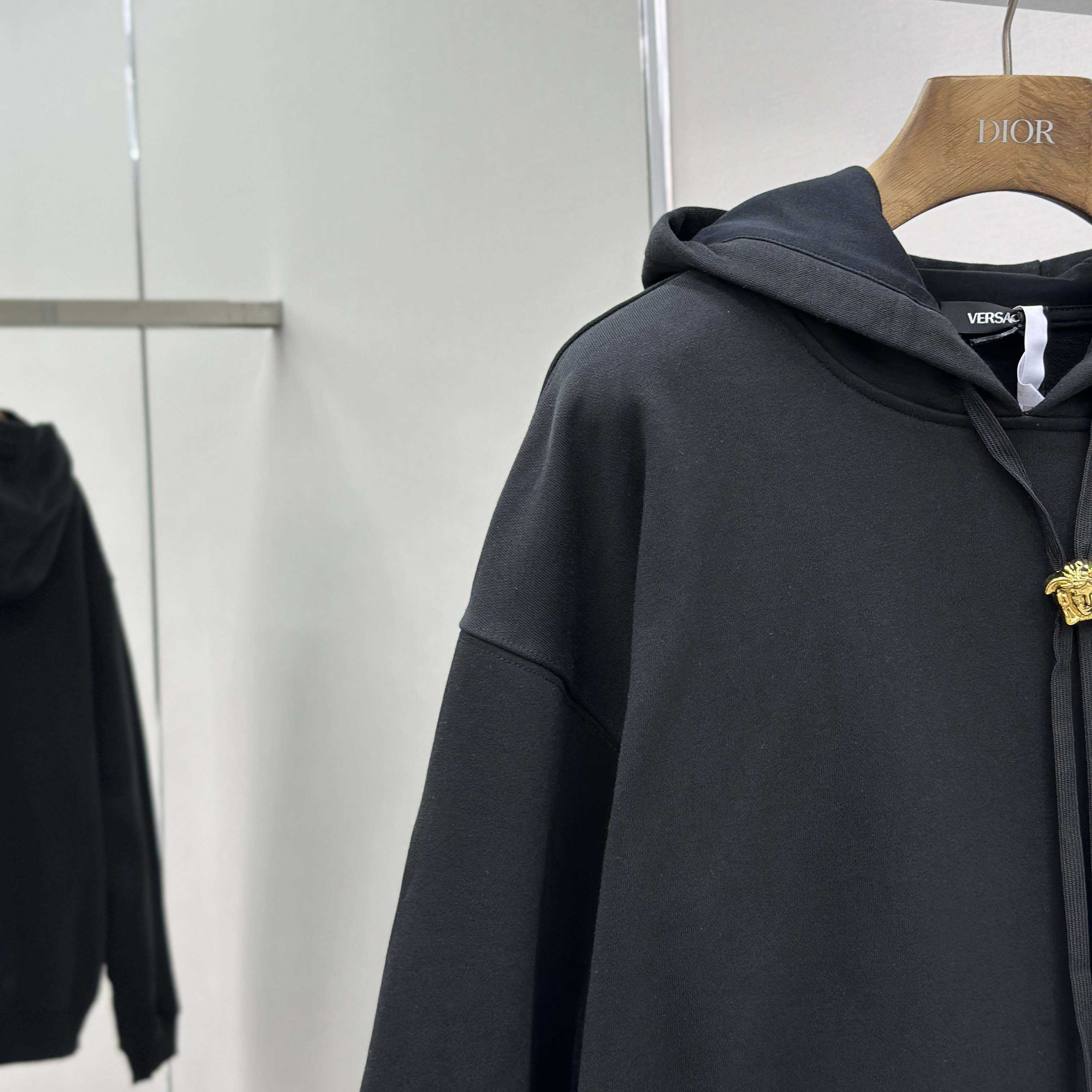 Versace La Medusa Hoodie - EUR FASHION