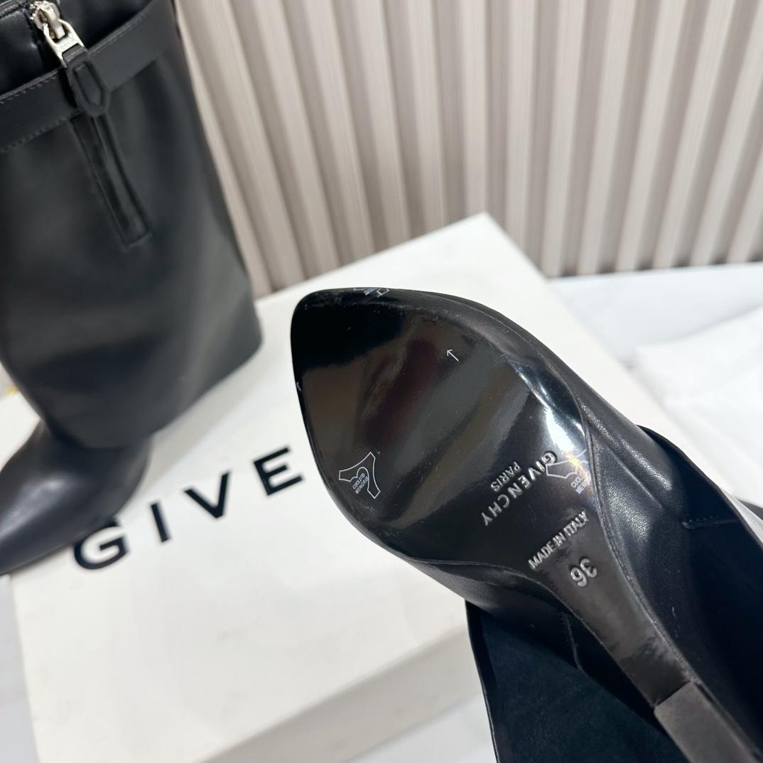 Givenchy Shark Lock Leather Knee-high Boots - EUR FASHION