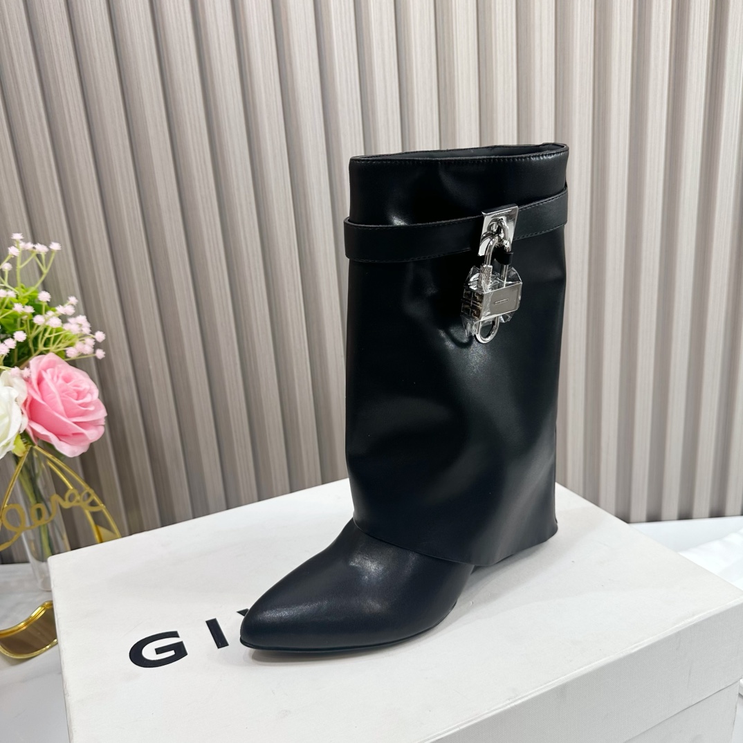 Givenchy Shark Lock Leather Knee-high Boots - EUR FASHION