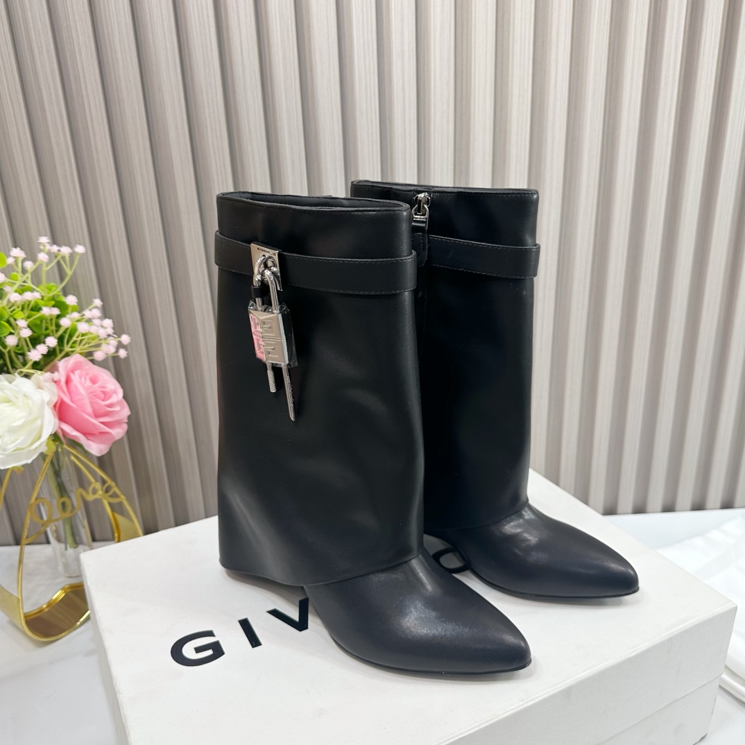 Givenchy Shark Lock Leather Knee-high Boots - EUR FASHION