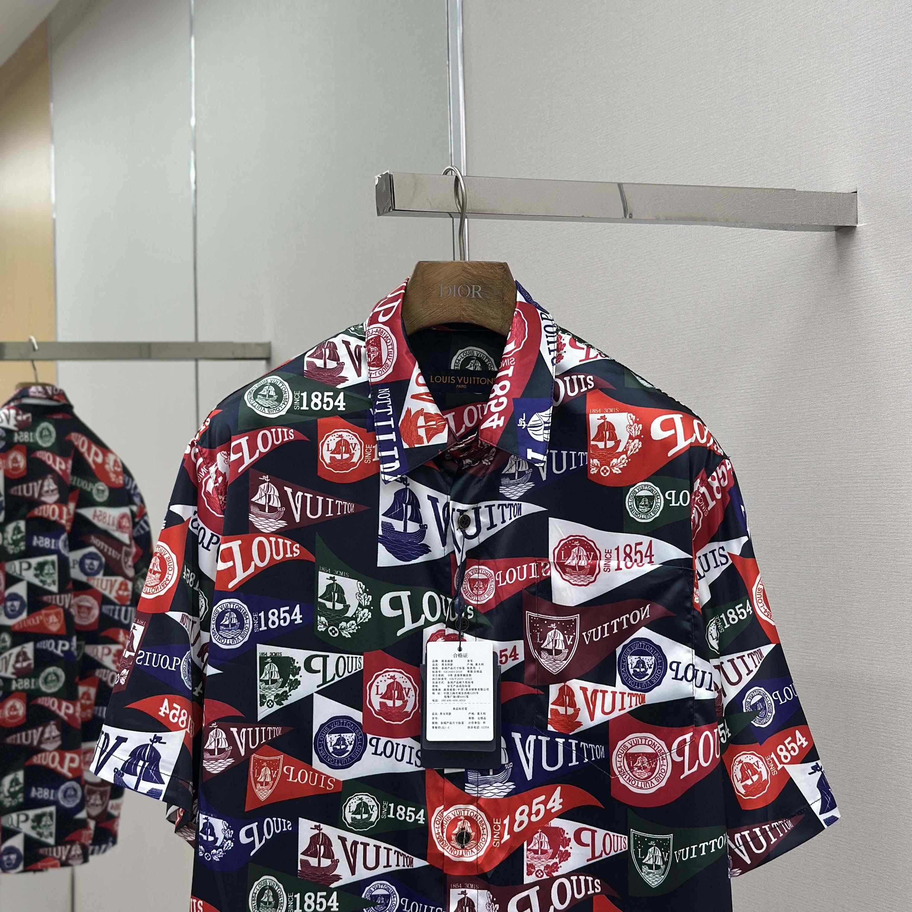 Louis Vuitton Printed Short-Sleeved Silk-Blend Shirt   1AIKBH - EUR FASHION