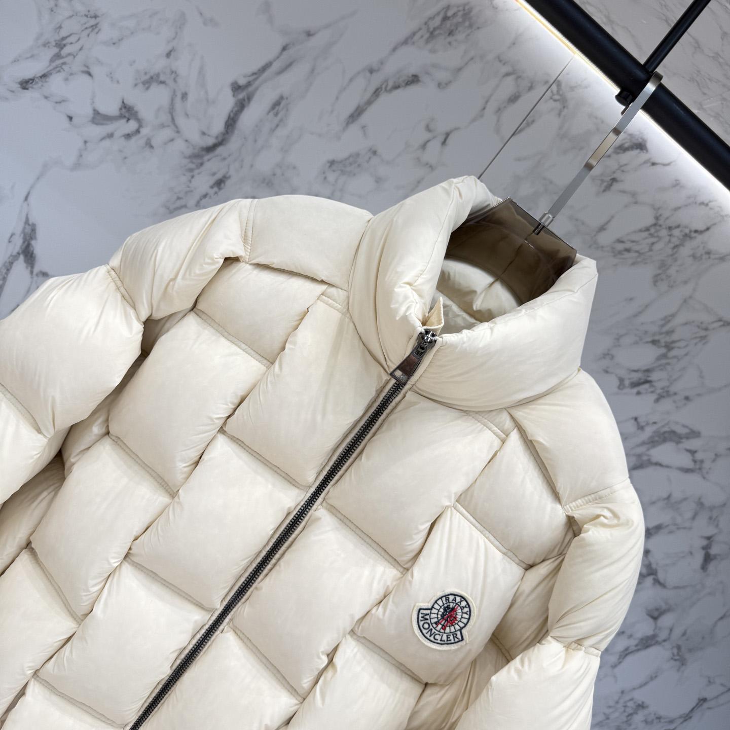 Moncler Short Down Jacket - EUR FASHION