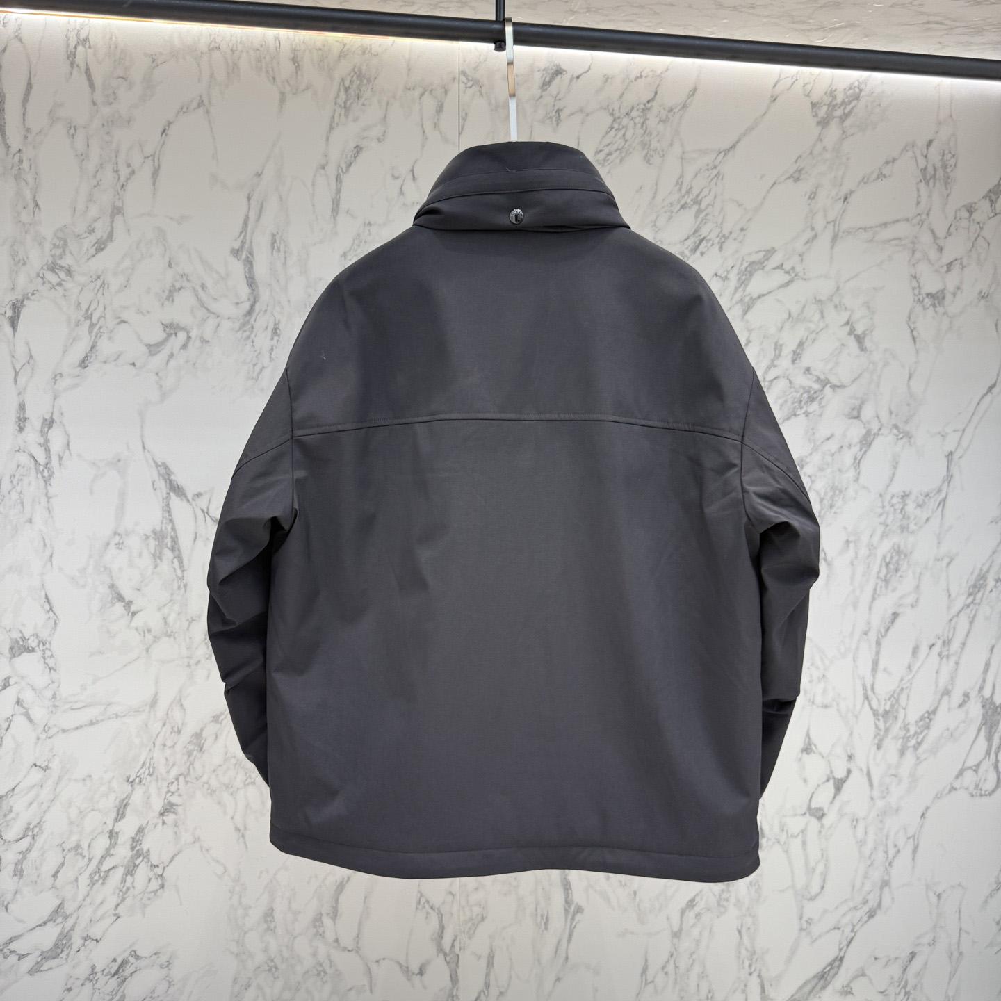 Moncler Jacket - EUR FASHION