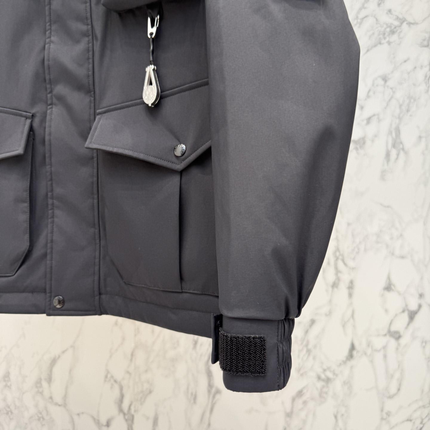 Moncler Jacket - EUR FASHION