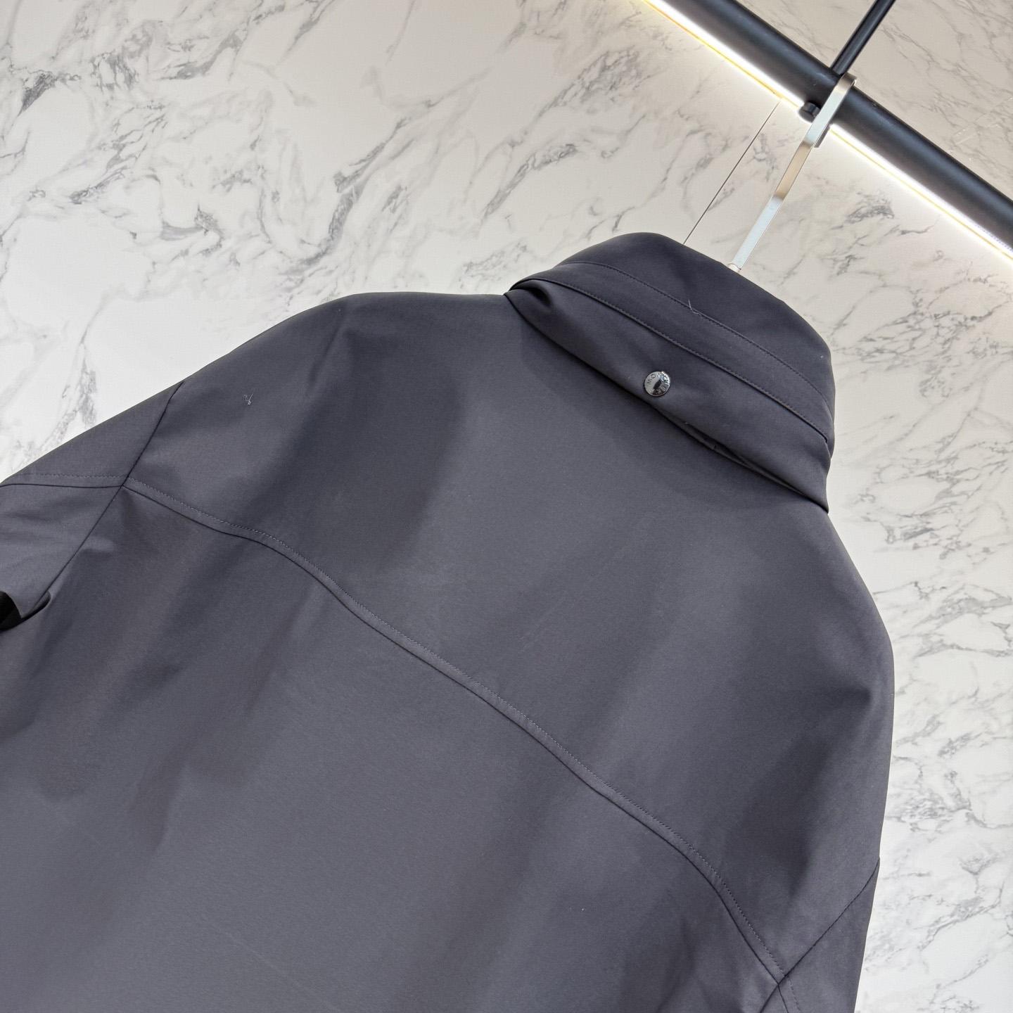Moncler Jacket - EUR FASHION