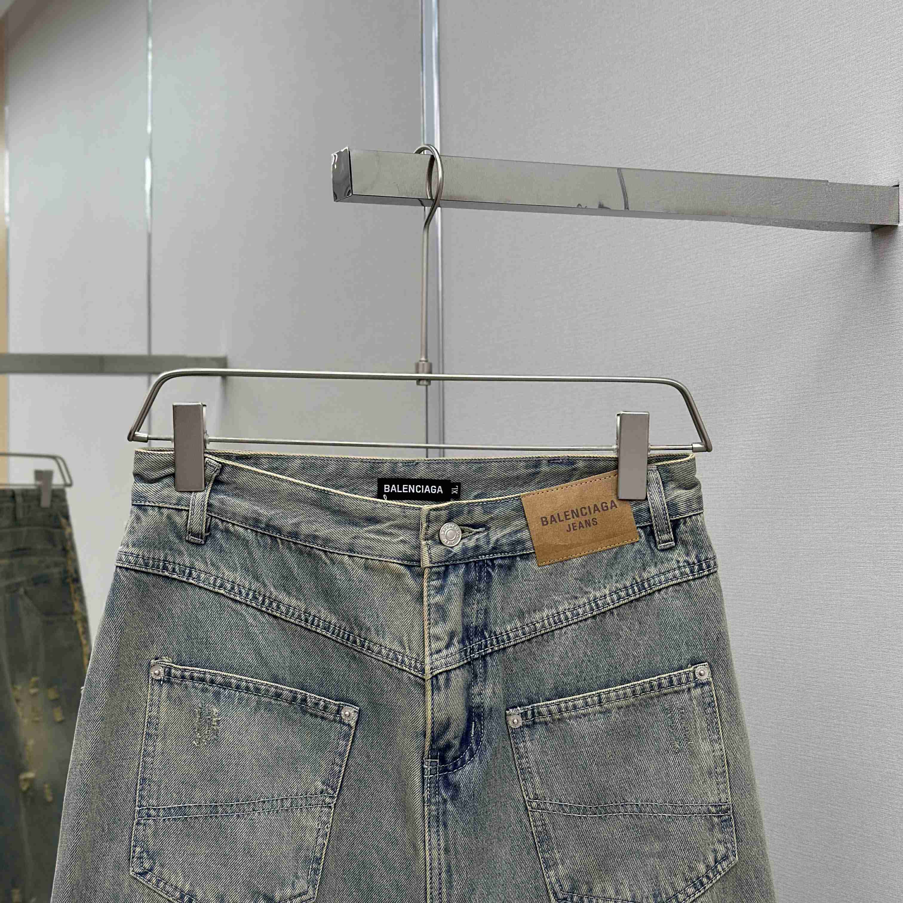 Balenciaga Baggy Pants  - EUR FASHION