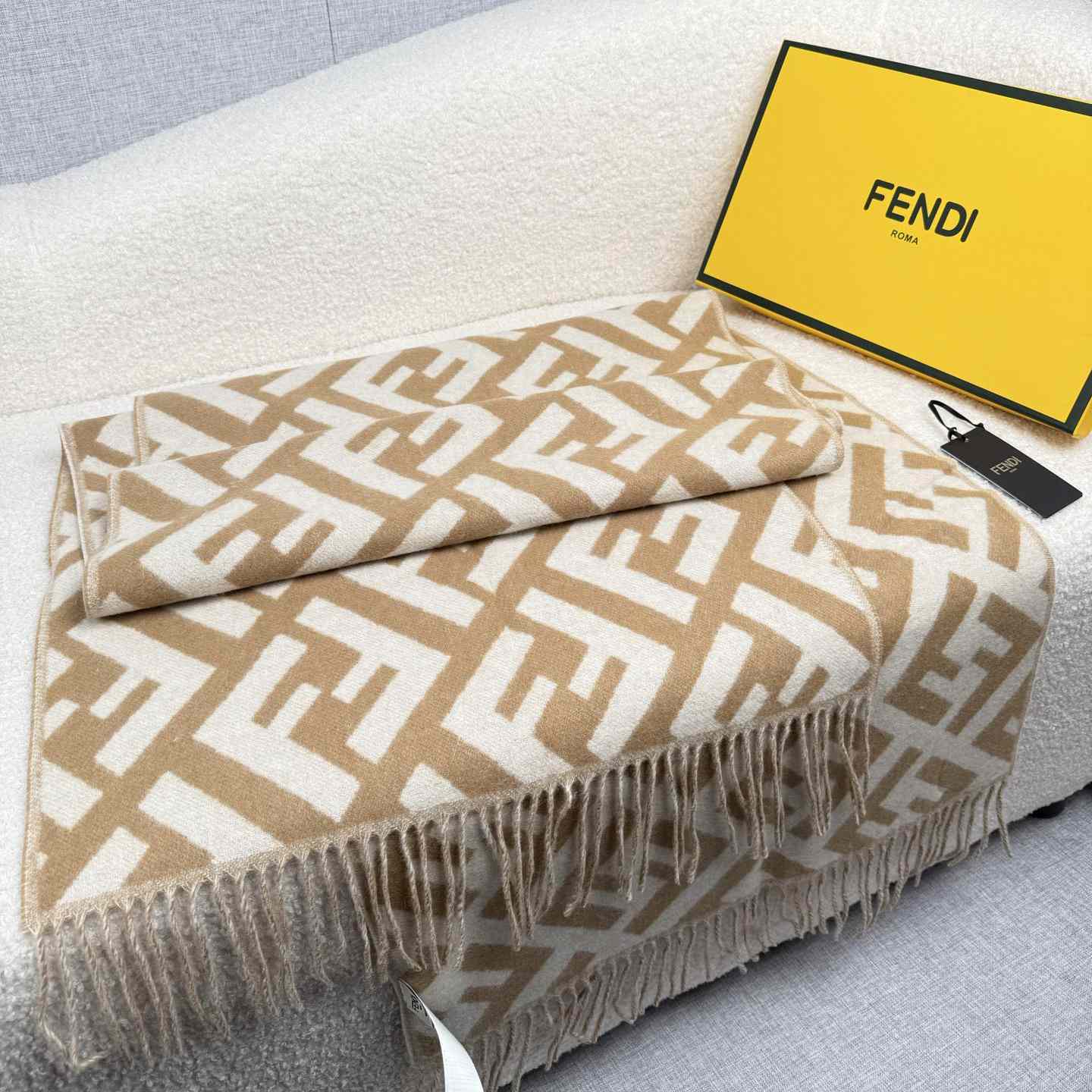 Fendi FF Scarf - EUR FASHION