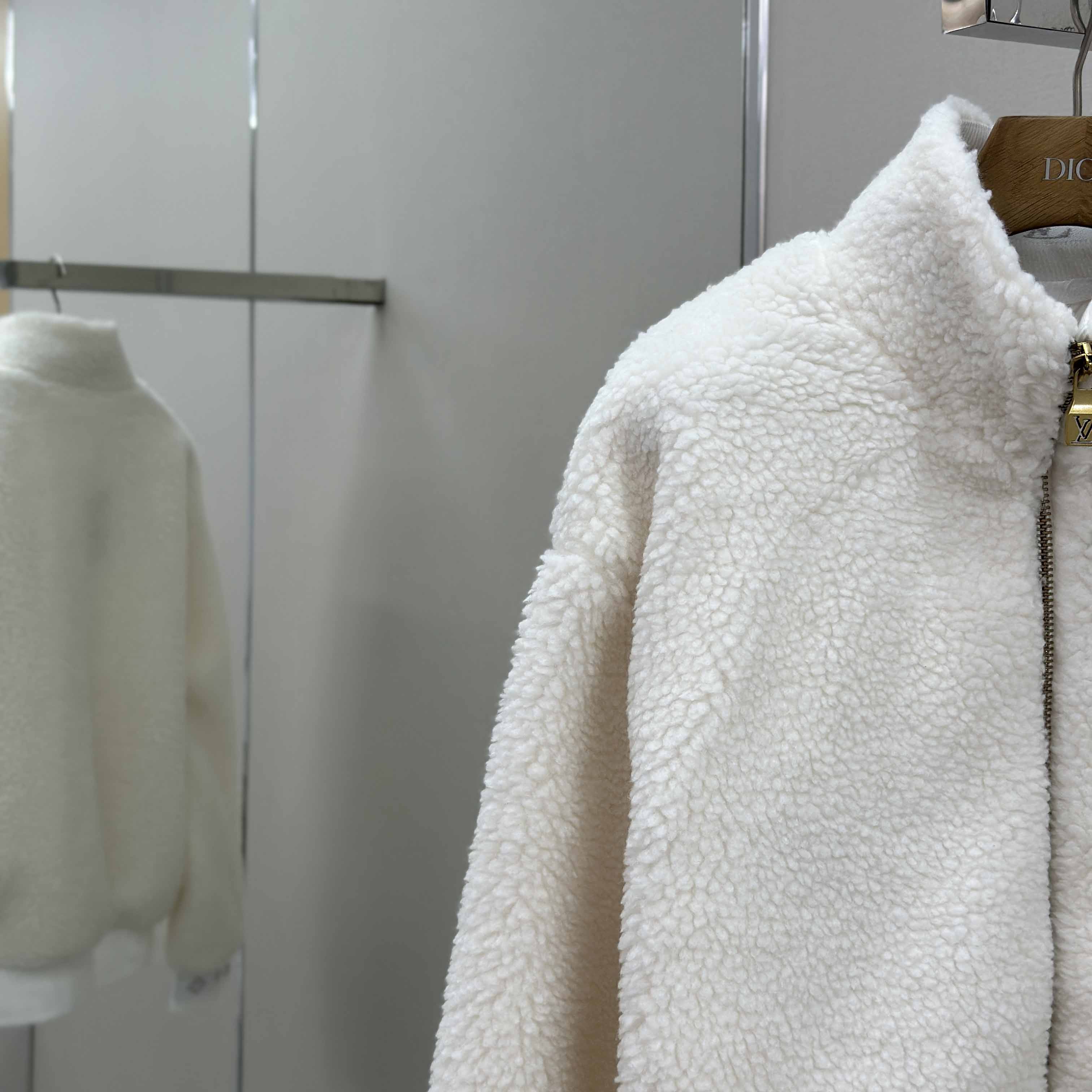 Louis Vuitton Leather Patch Fleece Blouson   1AHUGL - EUR FASHION